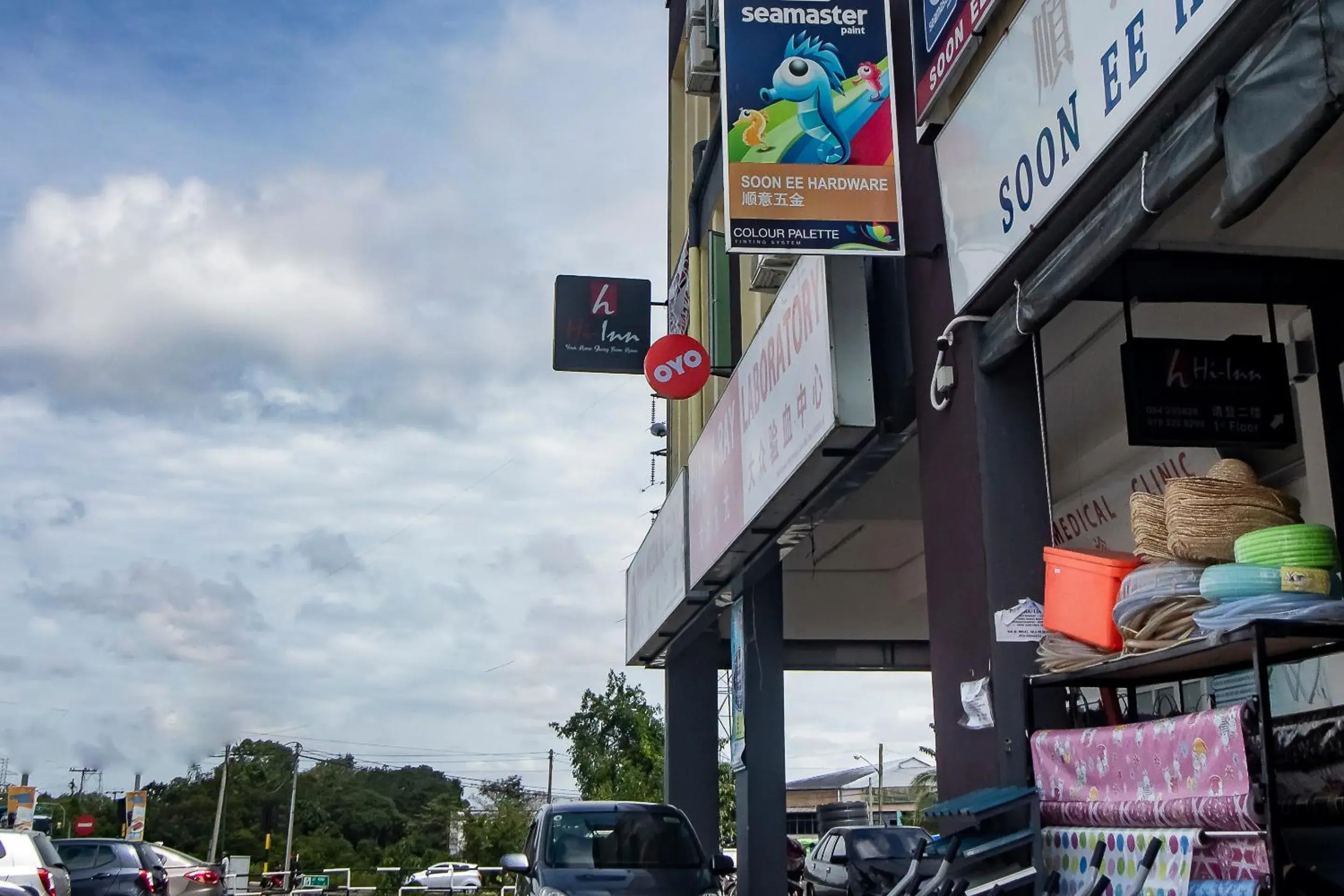Facade/entrance in Hotel O Hi Inn 3 Facade/entrance in Hotel O Hi Inn 3
