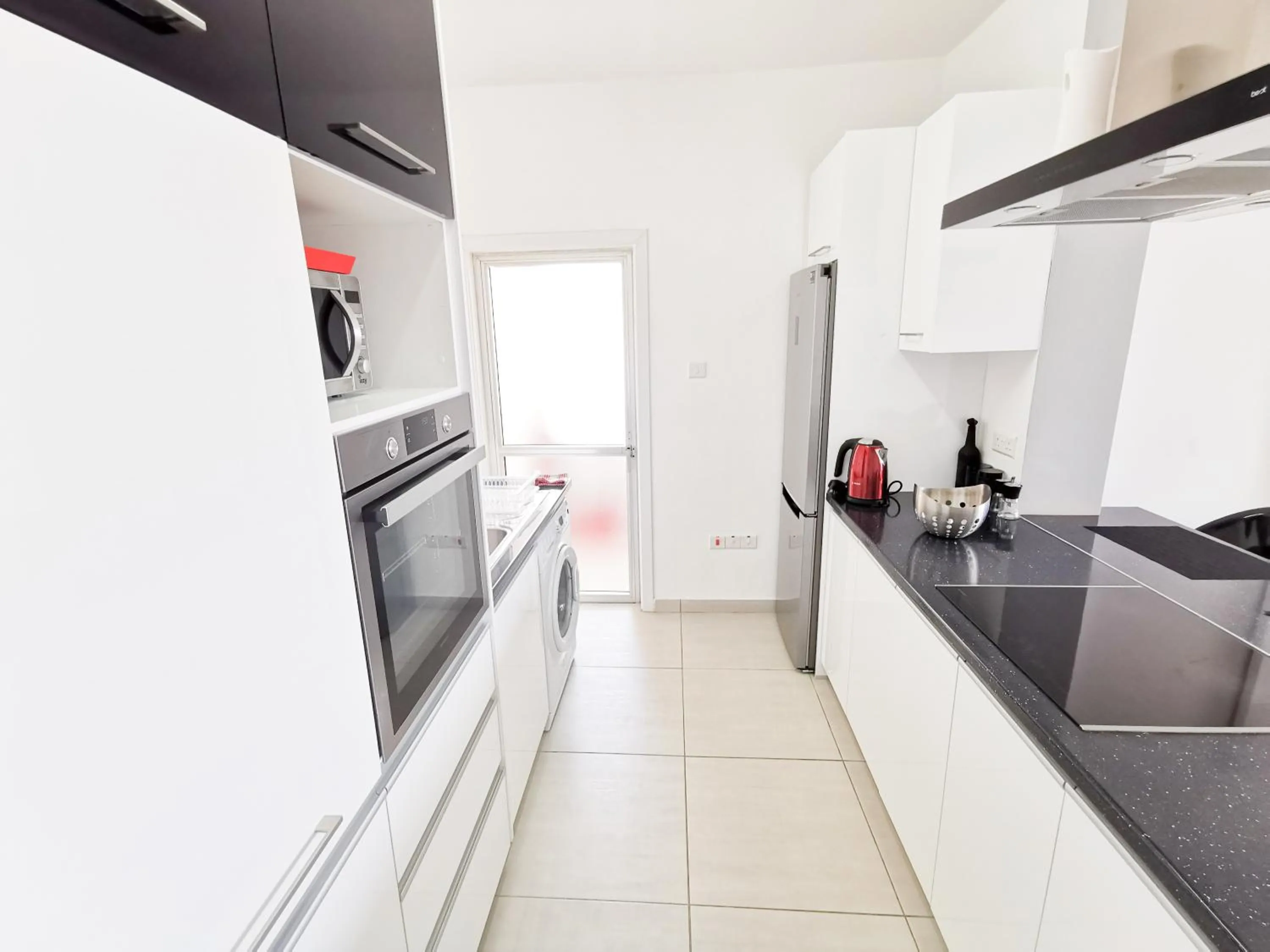 Kitchen or kitchenette in Mackenzie Seaview Paradise