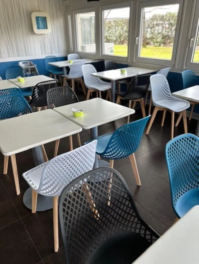 Breakfast in Hôtel Ibis Budget Nantes Ouest Atlantis Couëron