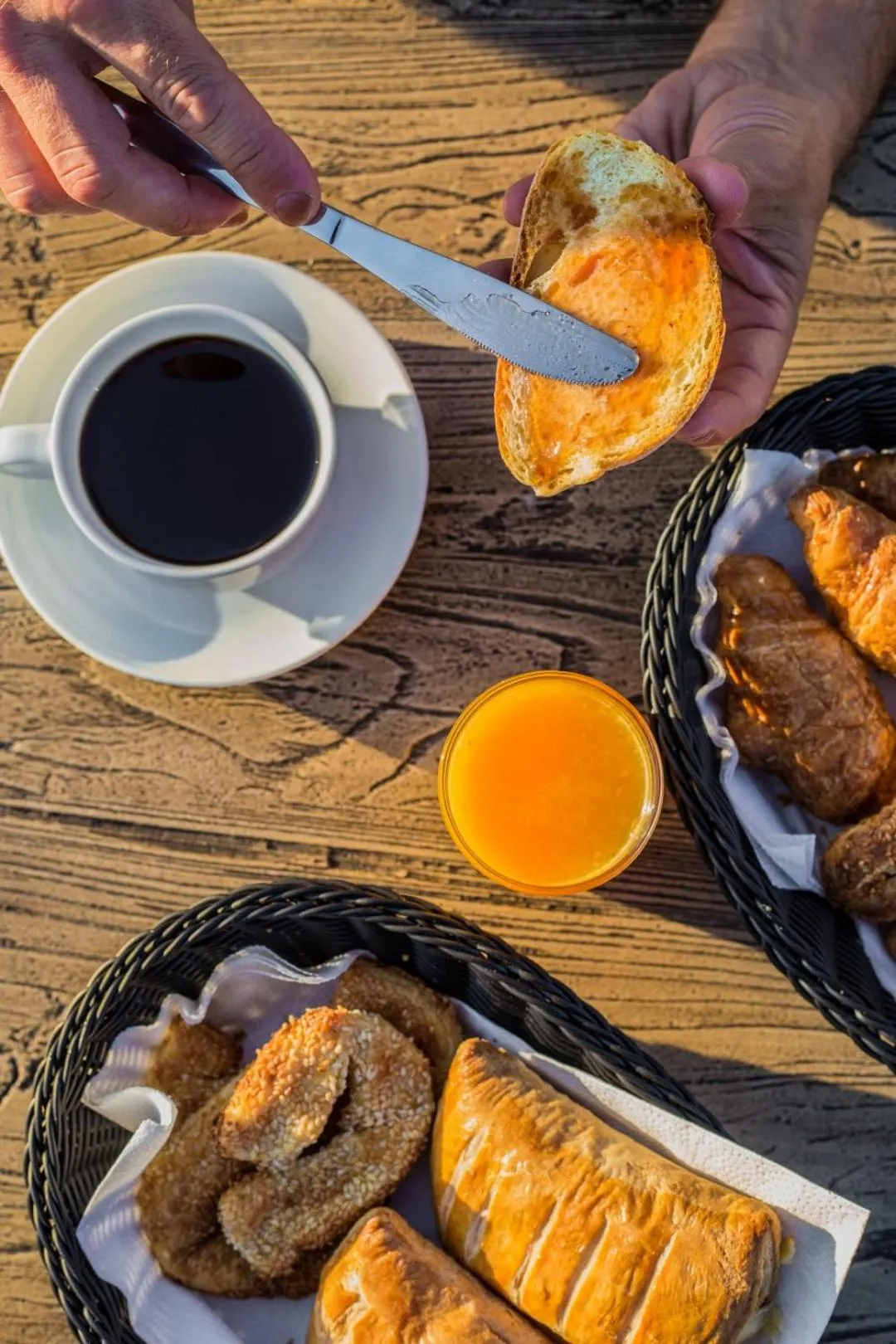 Restaurant/places to eat in Acropolis Vision