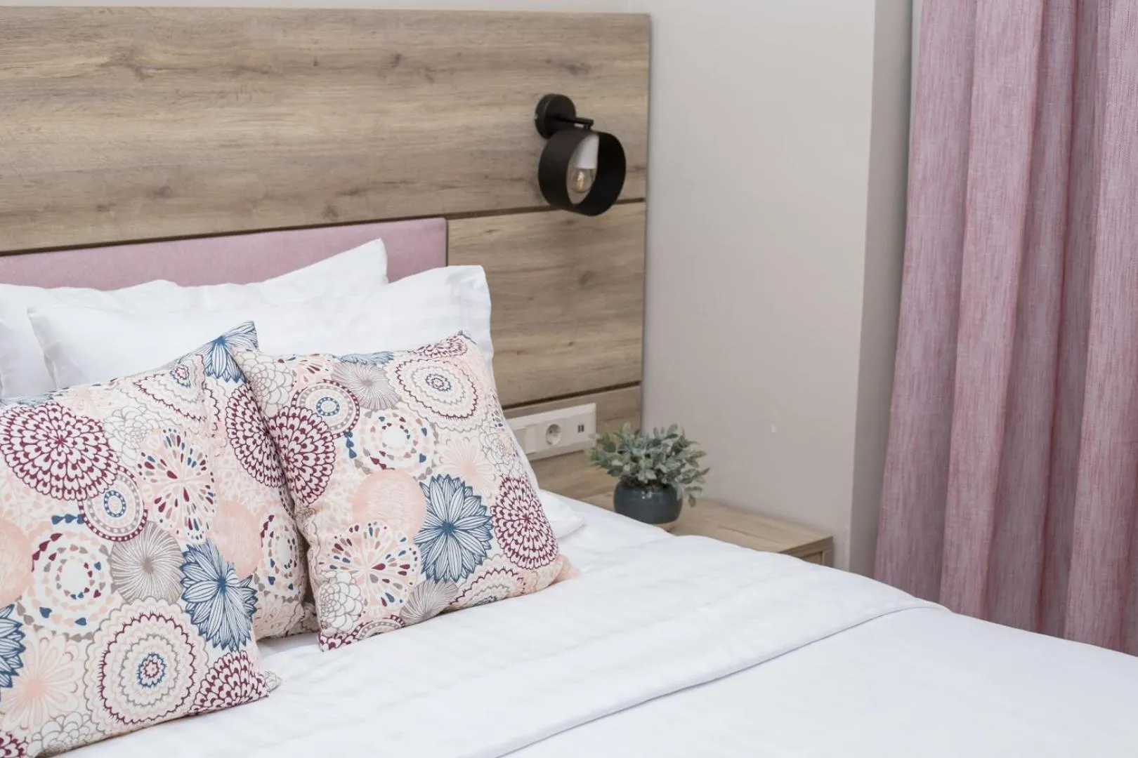 Bed in Acropolis Vision