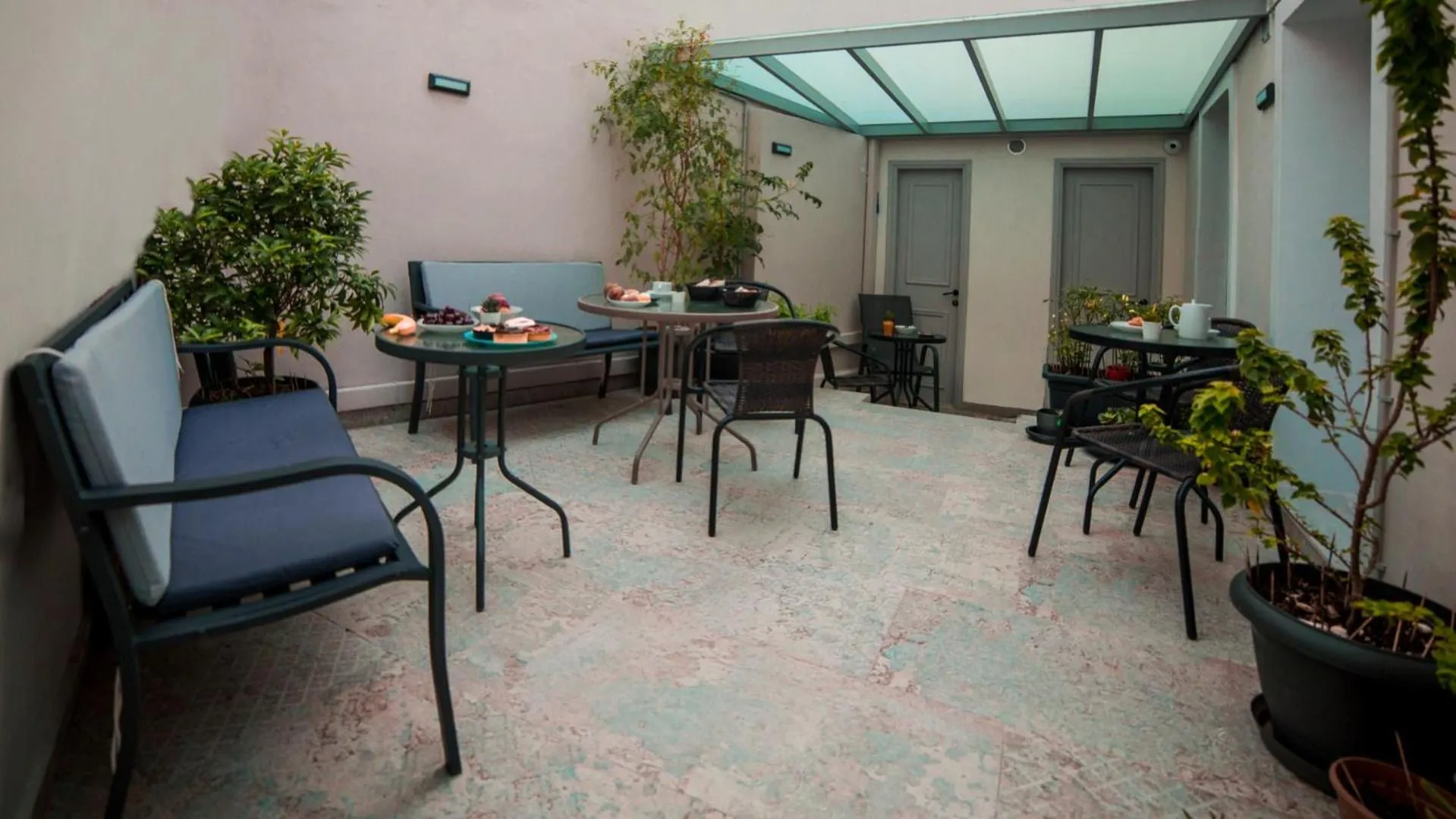 Patio in Acropolis Vision