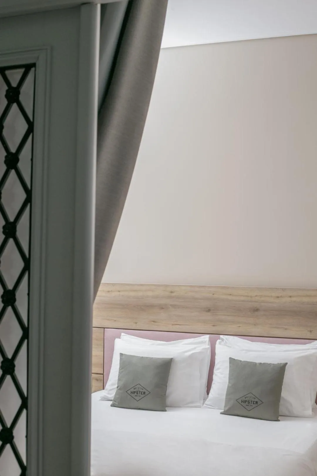 Bed in Acropolis Vision