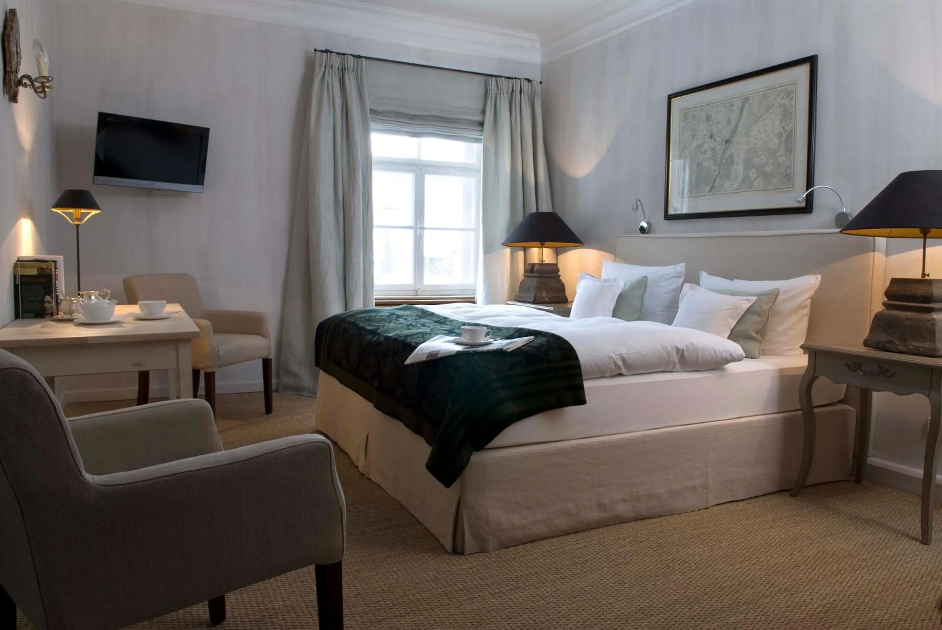 Photo of the whole room, Bed in Brauereigasthof-Hotel Aying