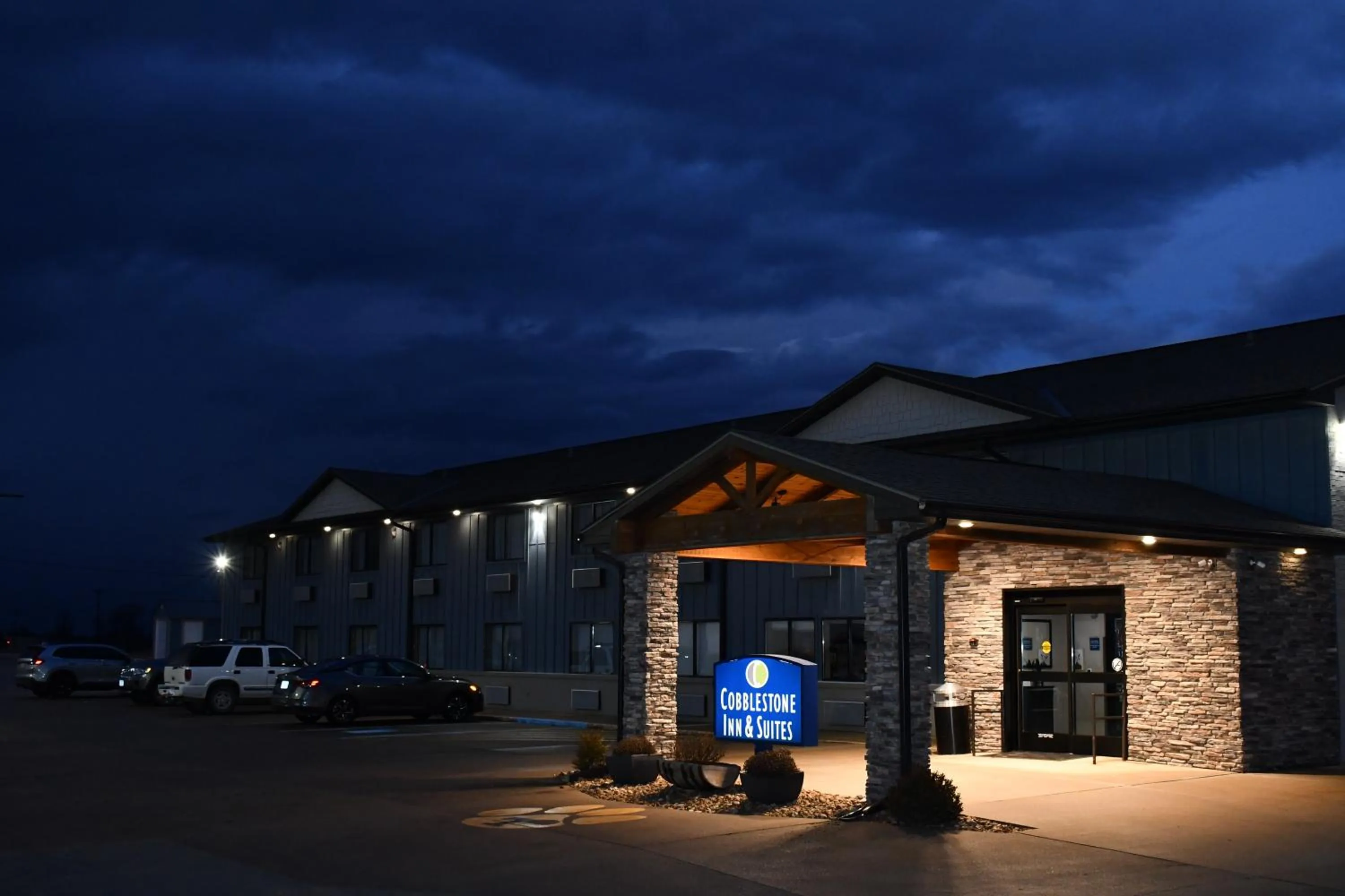 Property building in Cobblestone Inn & Suites - Trenton