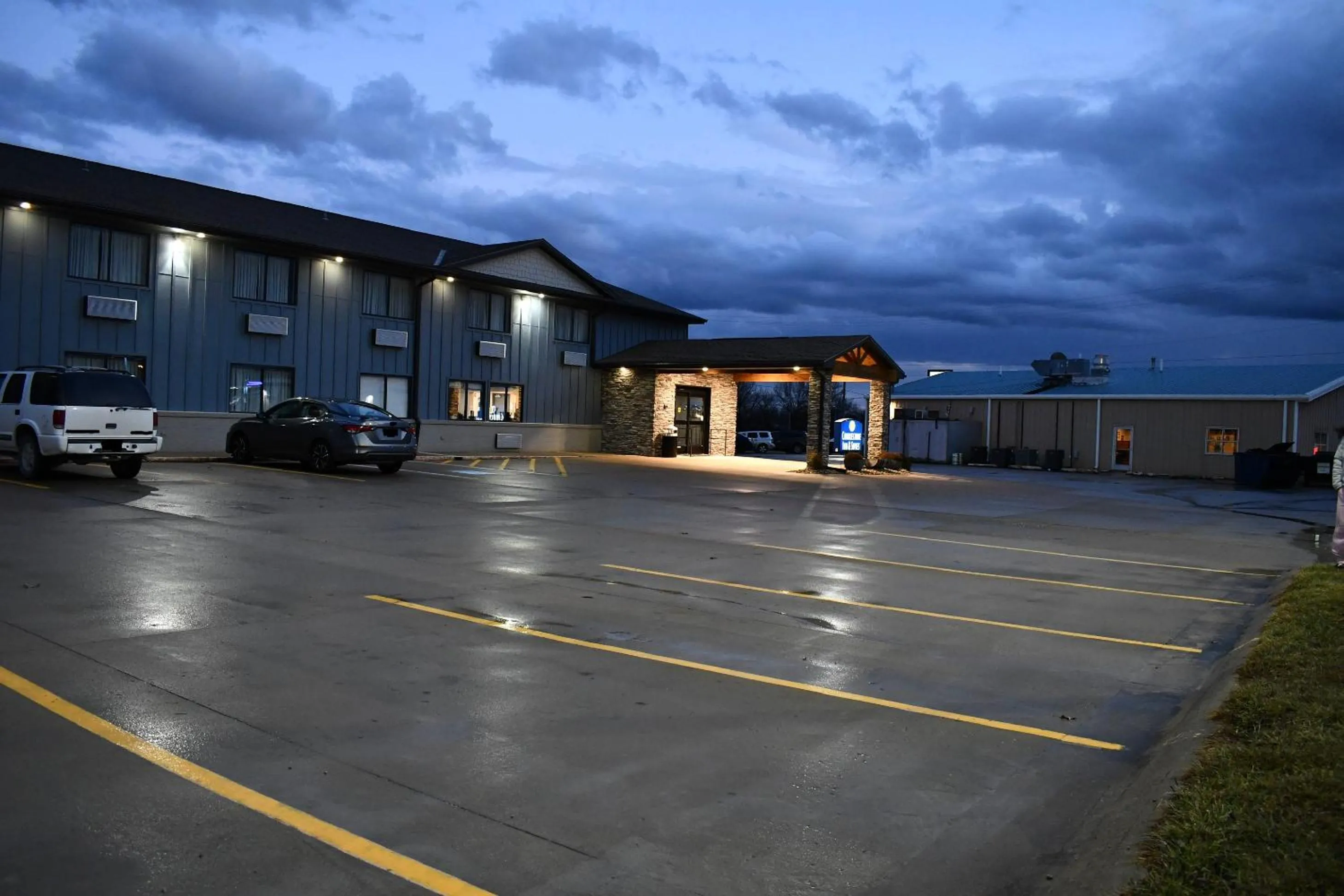 Property building in Cobblestone Inn & Suites - Trenton