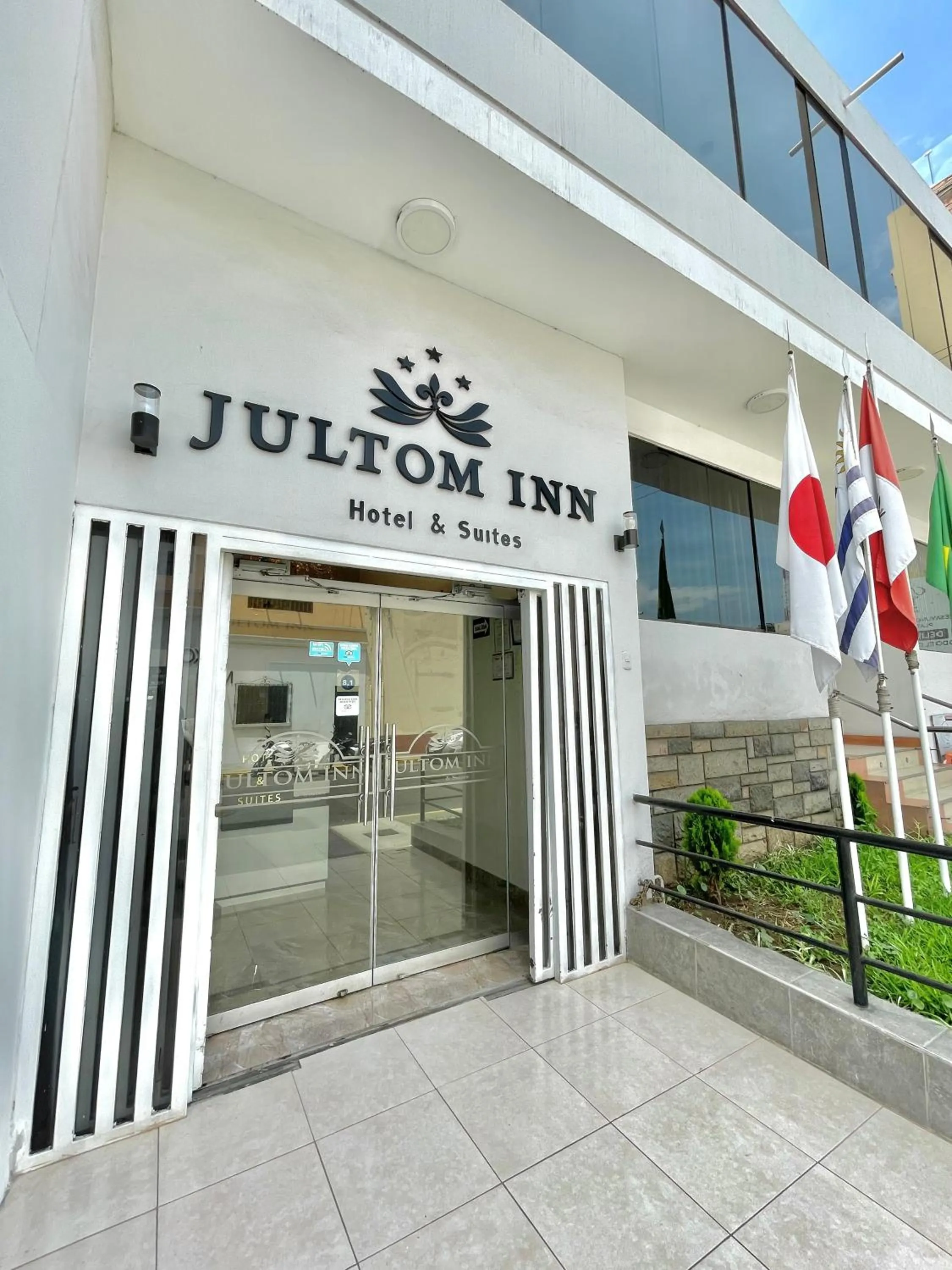 Facade/entrance in Jultom Inn Hotel & Suites