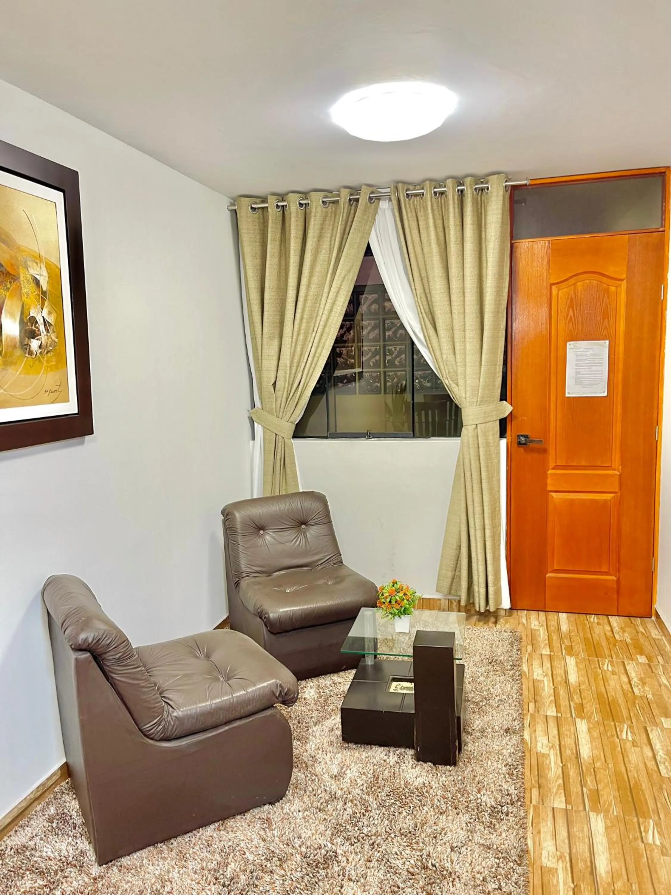 Seating area in Jultom Inn Hotel & Suites