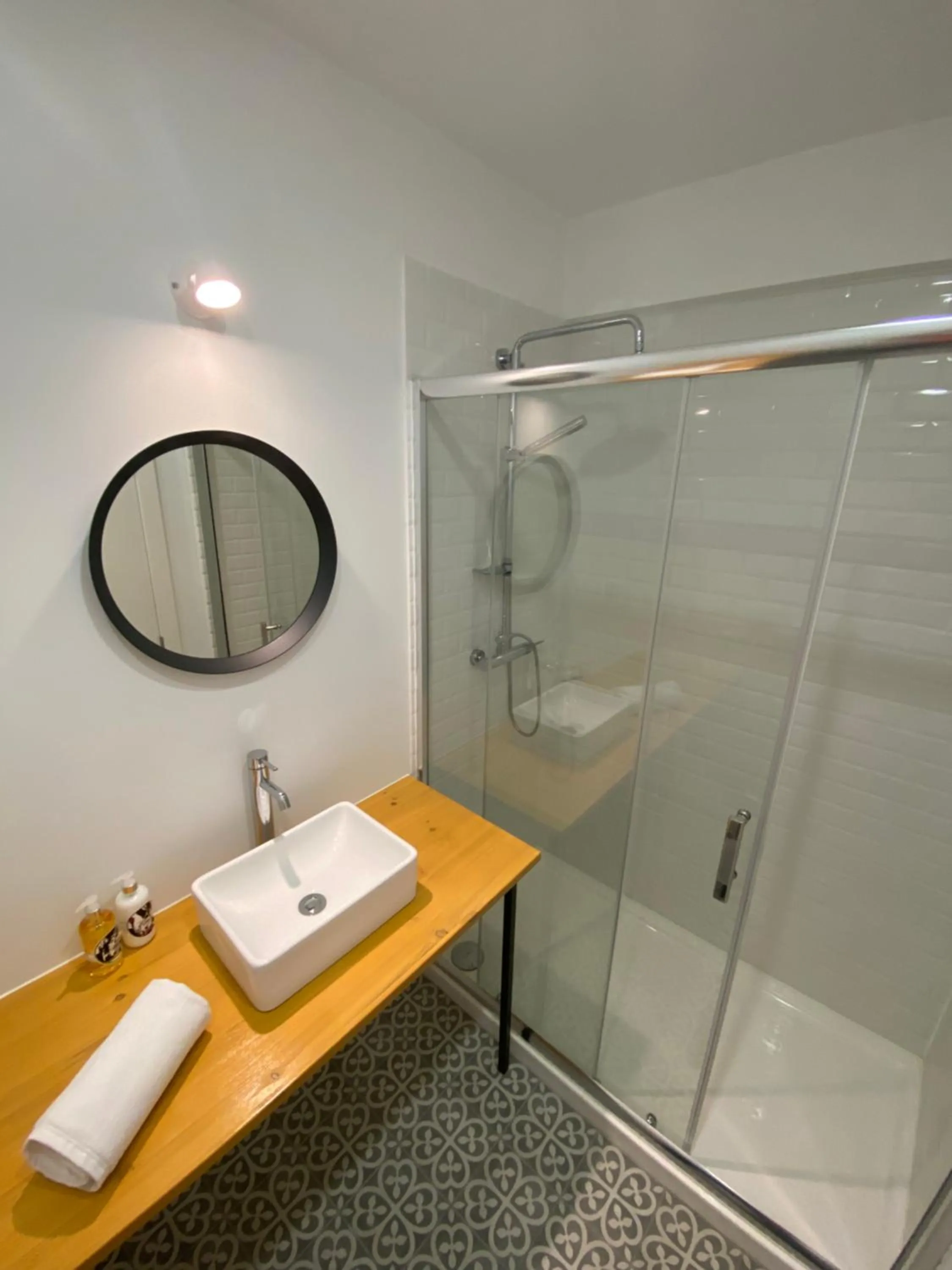 Bathroom in The Postcard Avenue