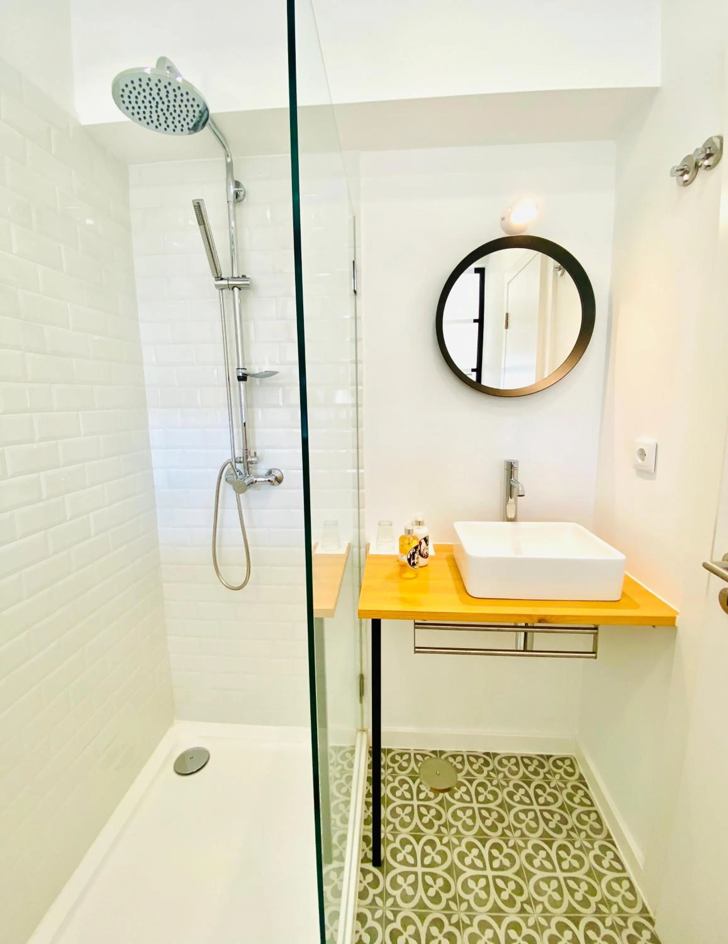 Bathroom in The Postcard Avenue