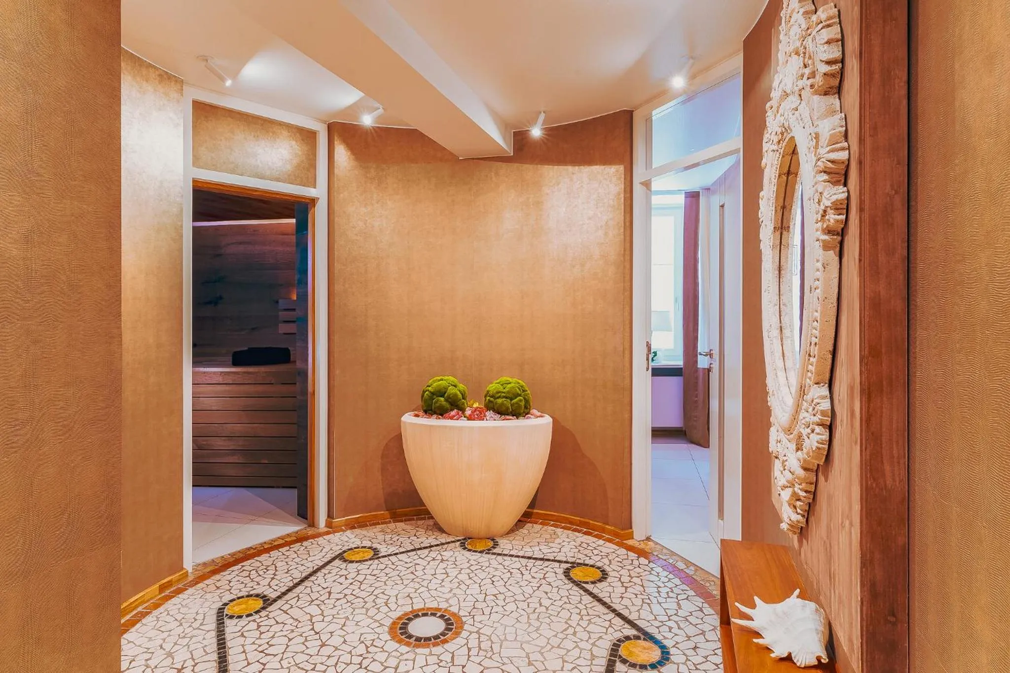 Sauna in YachtHotel Helvetia Spa- und Wellnessdomizil