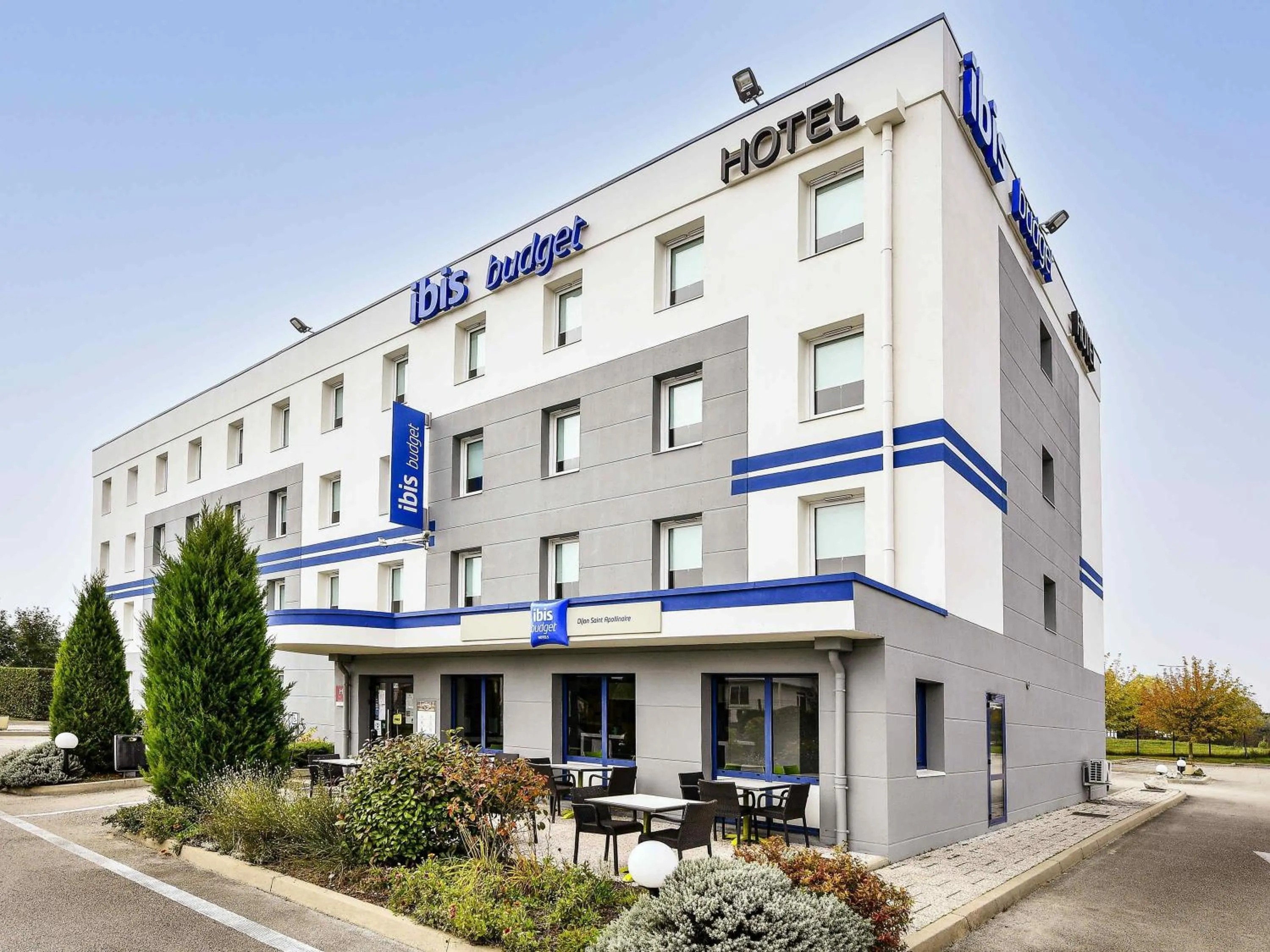 Property building in ibis budget Dijon Saint Apollinaire