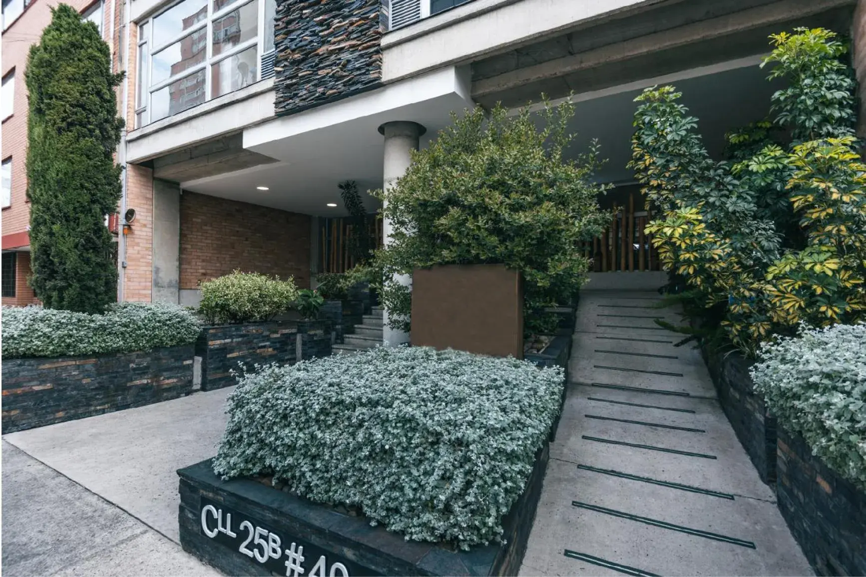 Property building in Hotel 5 Elementos Corferias by HBP Property building in Hotel 5 Elementos Corferias by HBP