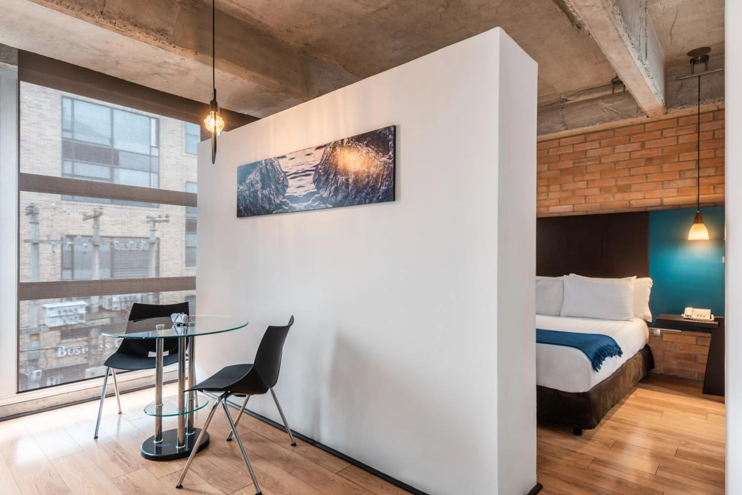 Bedroom, Bed in Hotel 5 Elementos Corferias by HBP