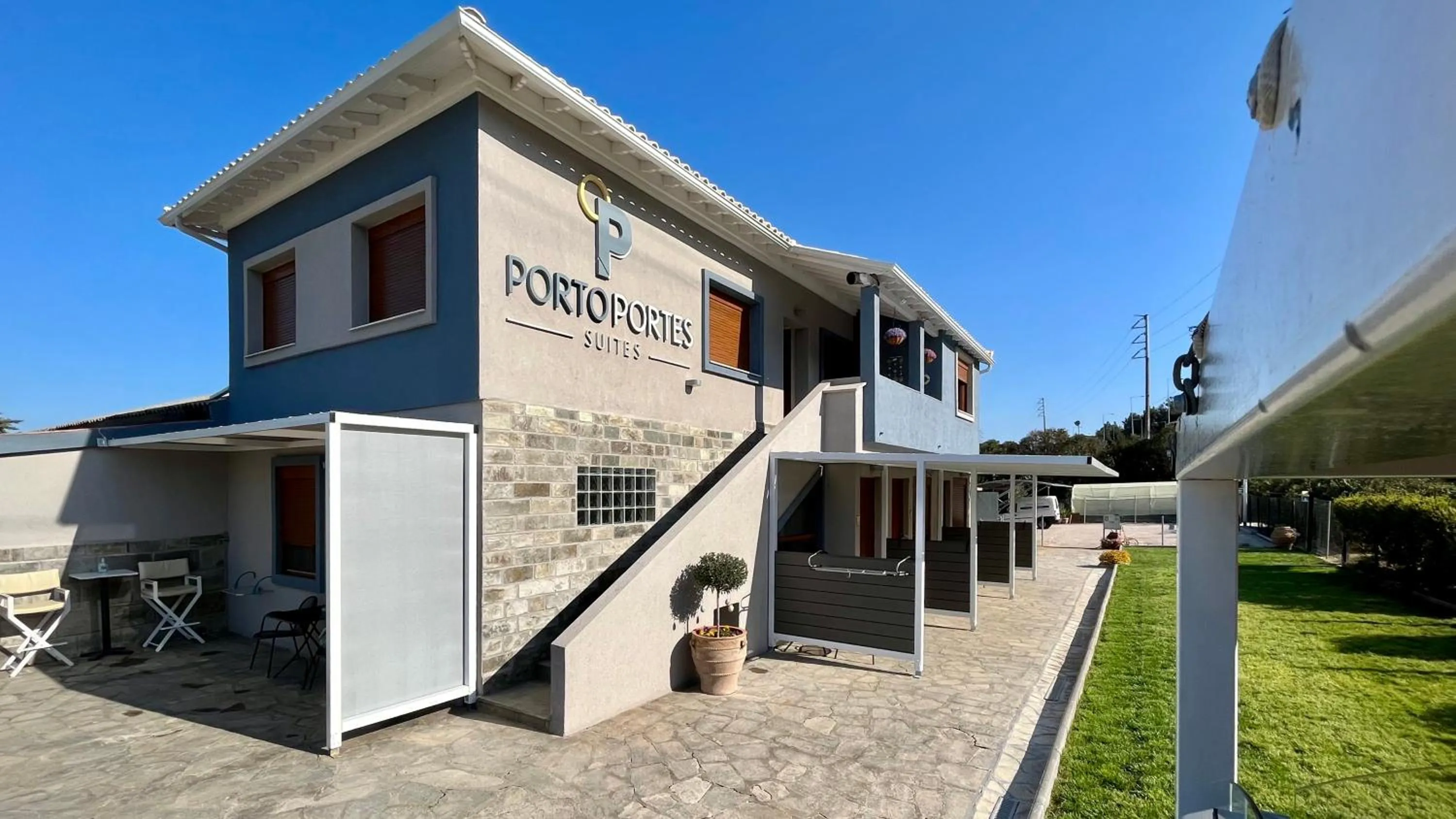 Property building in PORTO PORTES suites