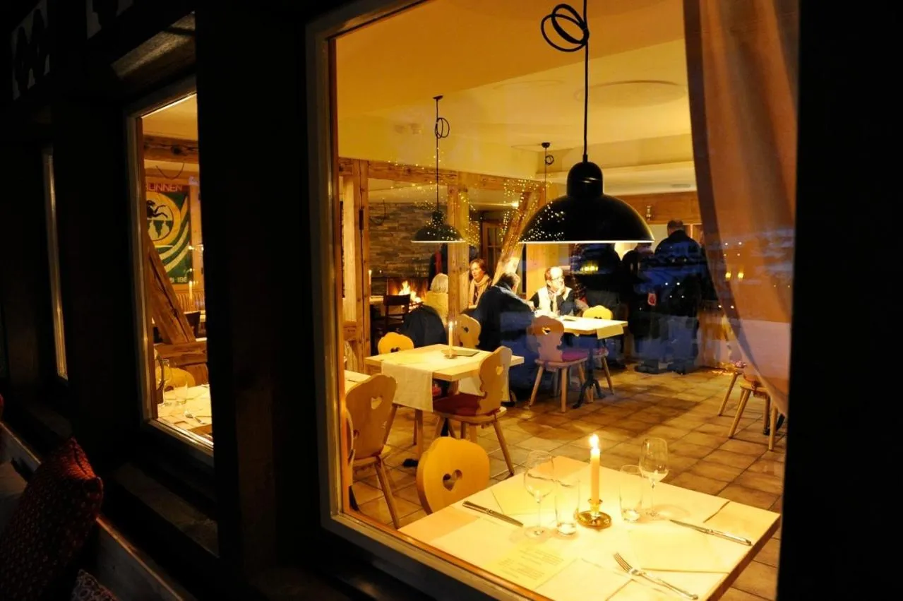 Restaurant/places to eat in Hotel Schützen Lauterbrunnen