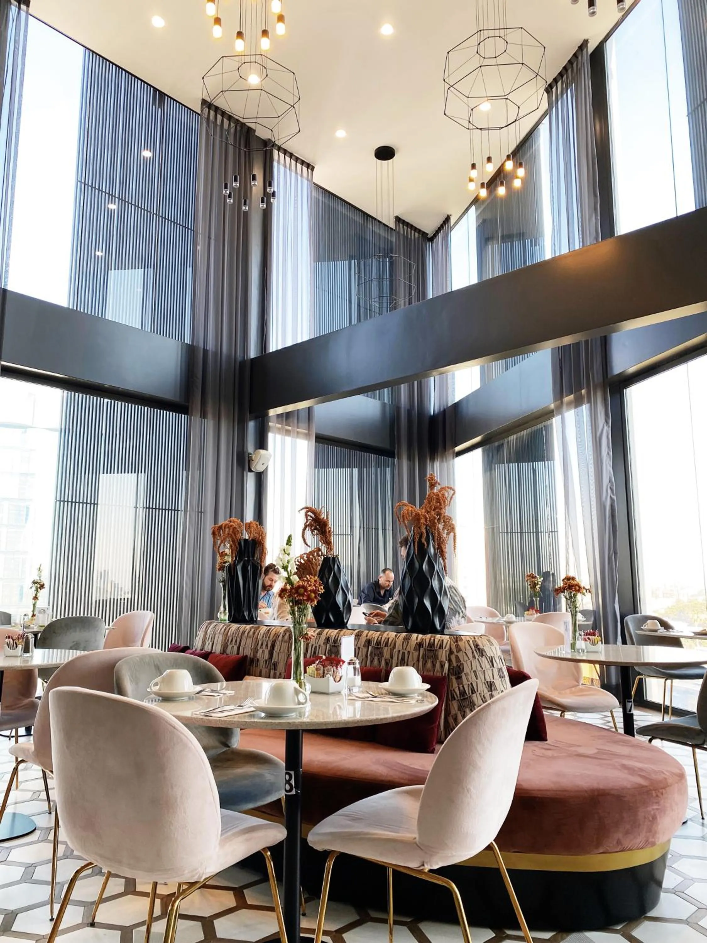 Restaurant/places to eat in Becquer Hotel Guadalajara