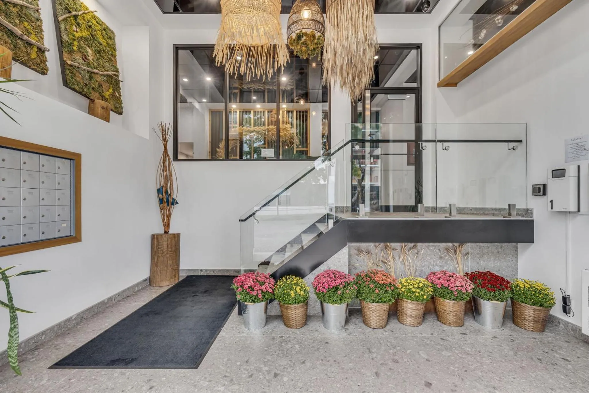 Facade/entrance in La Sainte Paix