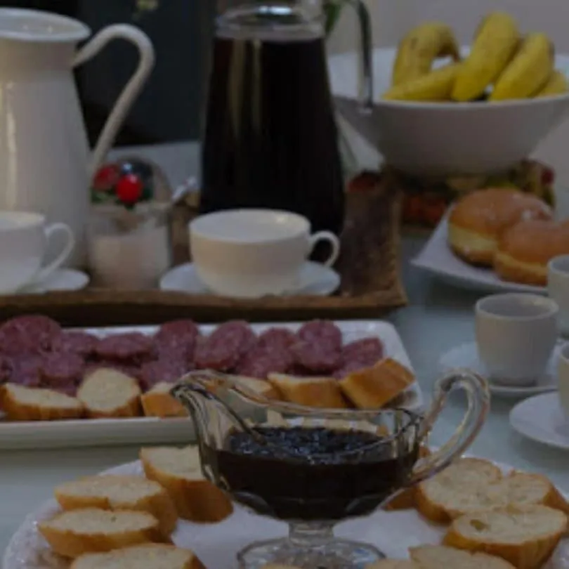Breakfast in Wooden house