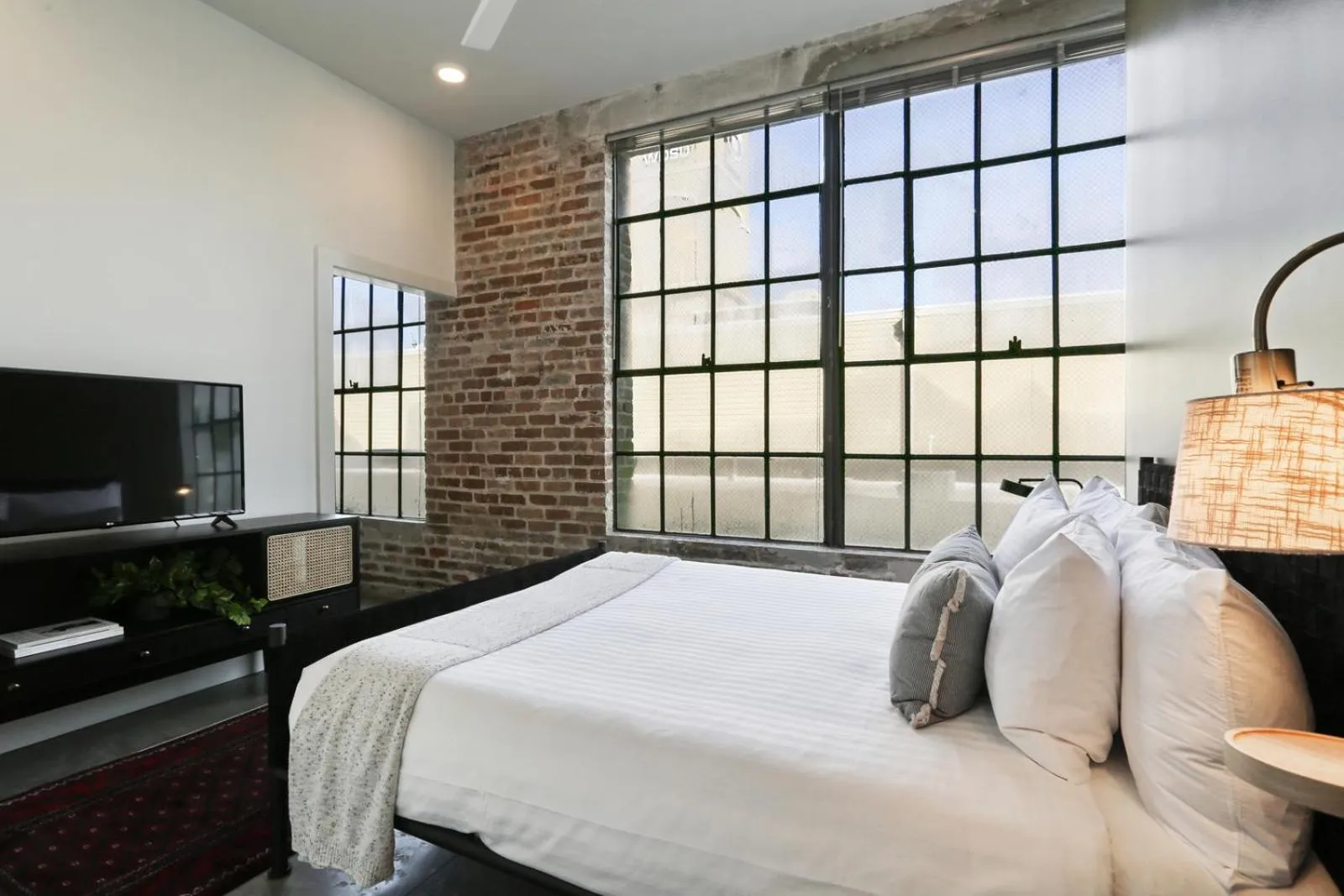 Bed in Roami at Motorworks