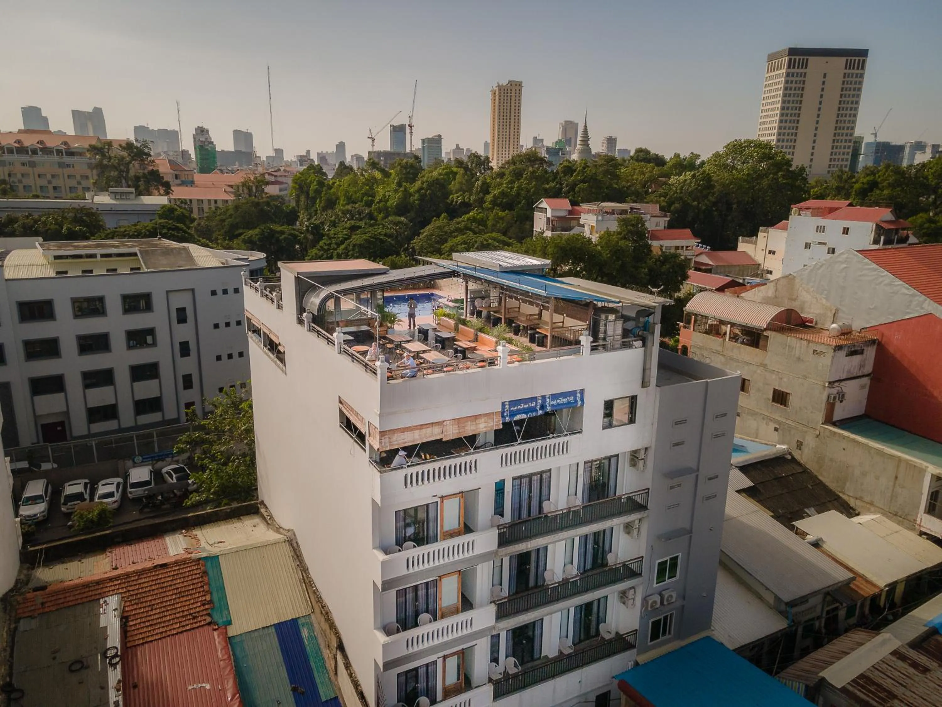 Property building in Pooltop Phnom Penh