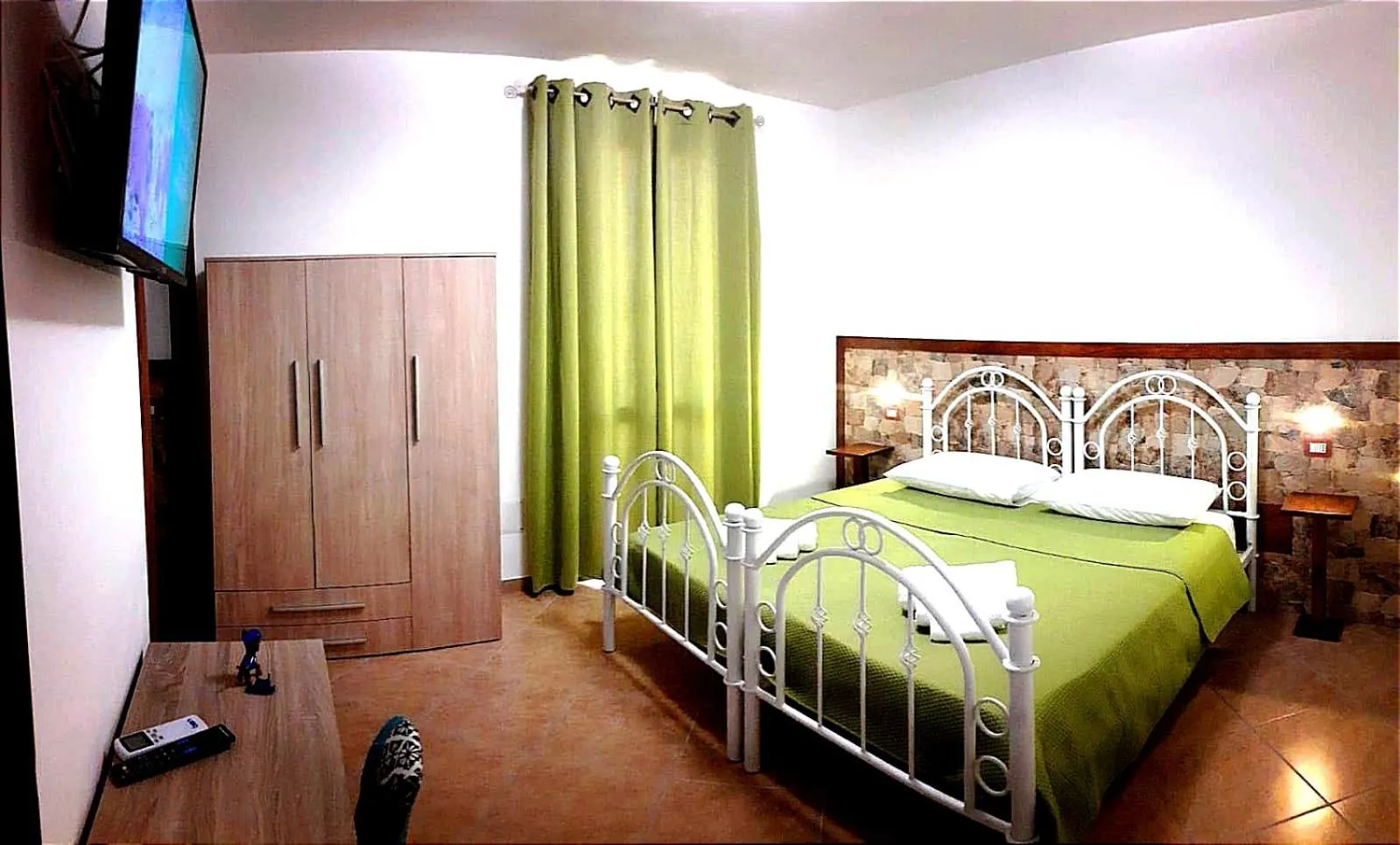 Deluxe Quadruple Room in B&B Mamuthones