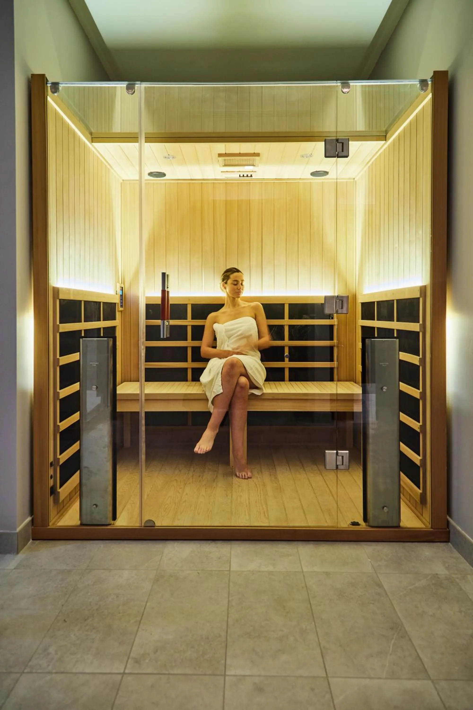 Sauna in Thompson Dallas, by Hyatt