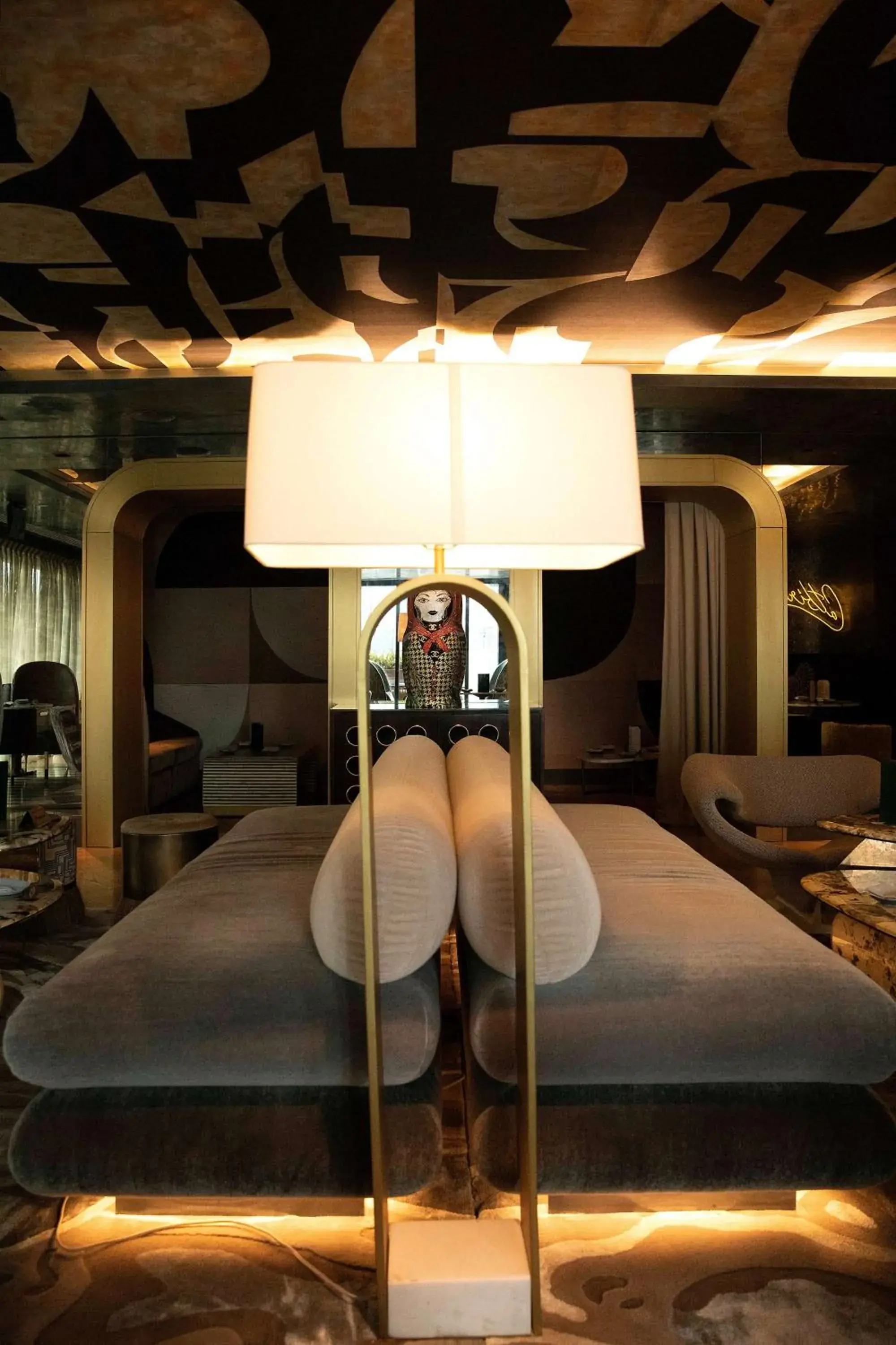 Restaurant/places to eat, Bed in Thompson Dallas, by Hyatt Restaurant/places to eat, Bed in Thompson Dallas, by Hyatt