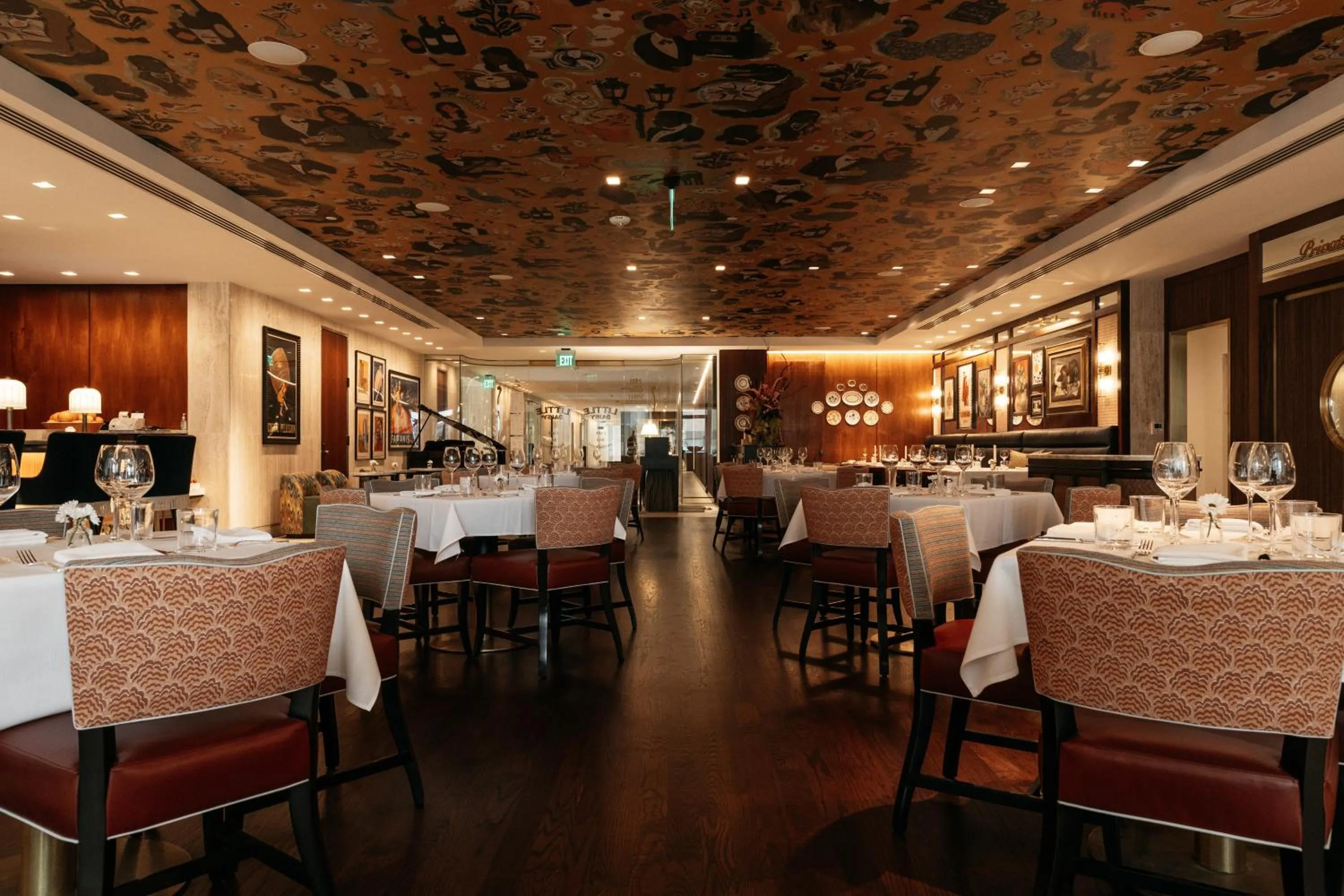 Restaurant/places to eat in Thompson Dallas, by Hyatt