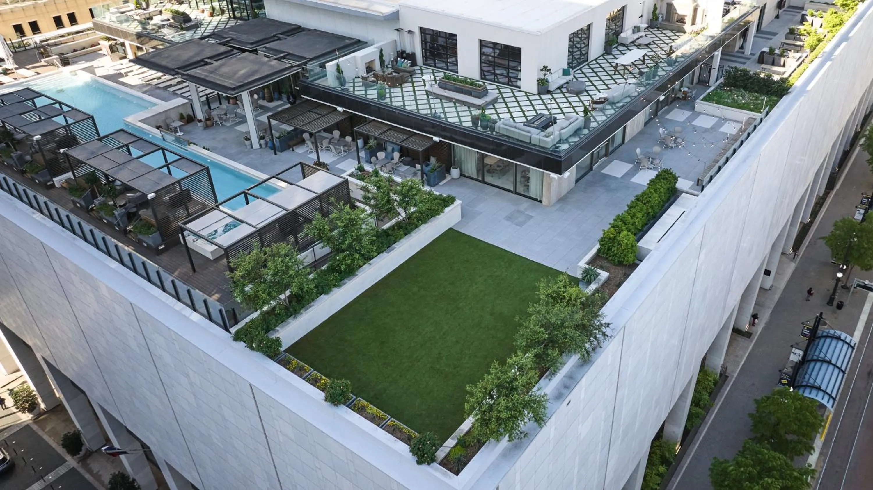 Balcony/Terrace in Thompson Dallas, by Hyatt