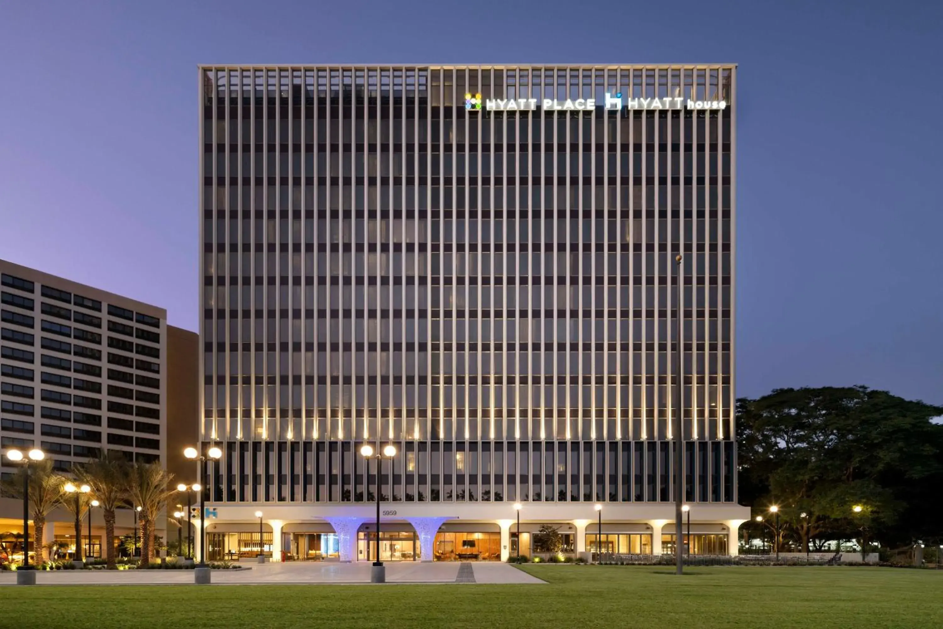 Property building in Hyatt House LAX Century Blvd Property building in Hyatt House LAX Century Blvd