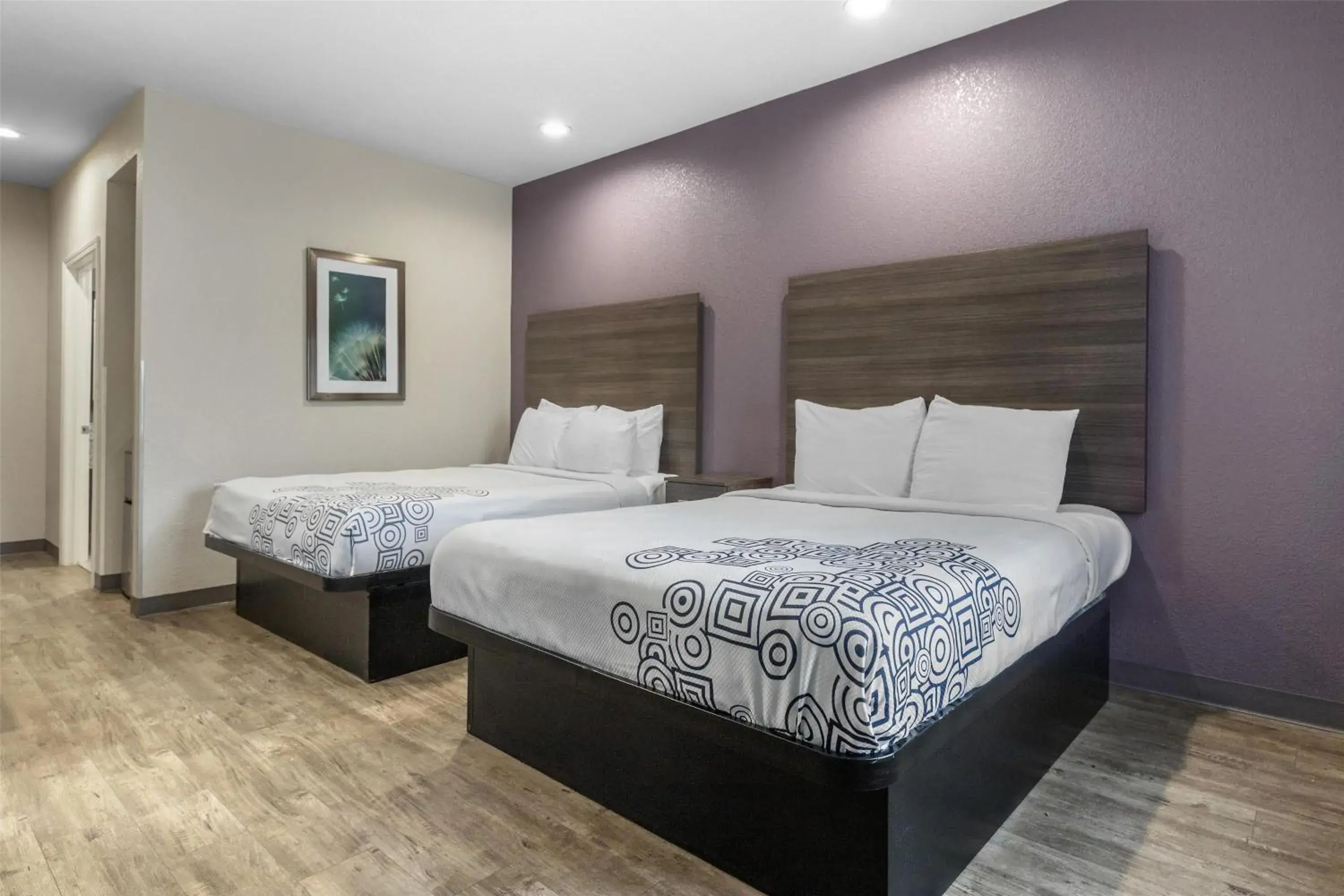 Queen Room with Two Queen Beds in SureStay Plus Hotel by Best Western Ada Queen Room with Two Queen Beds in SureStay Plus Hotel by Best Western Ada