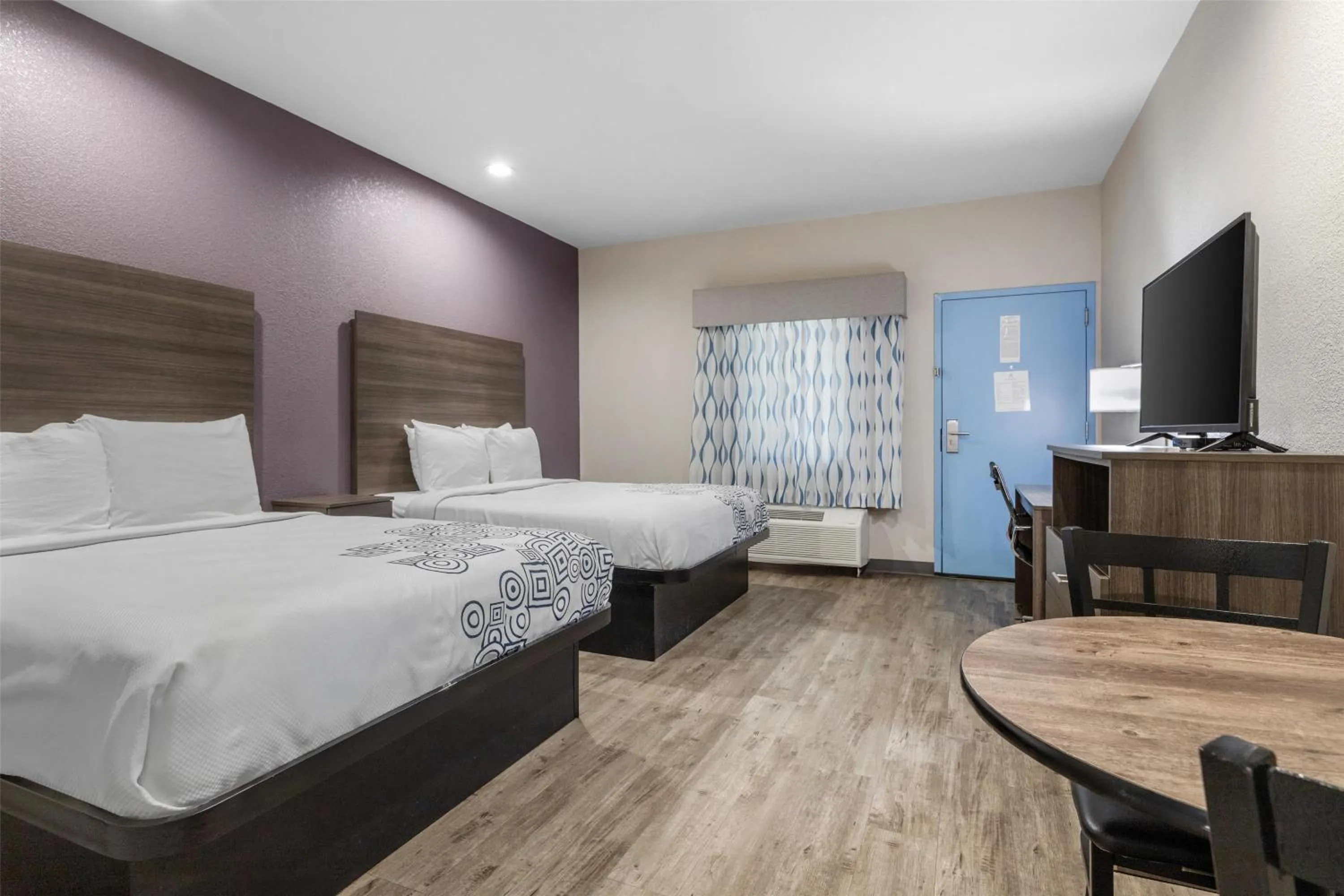 Bedroom, Bed in SureStay Plus Hotel by Best Western Ada