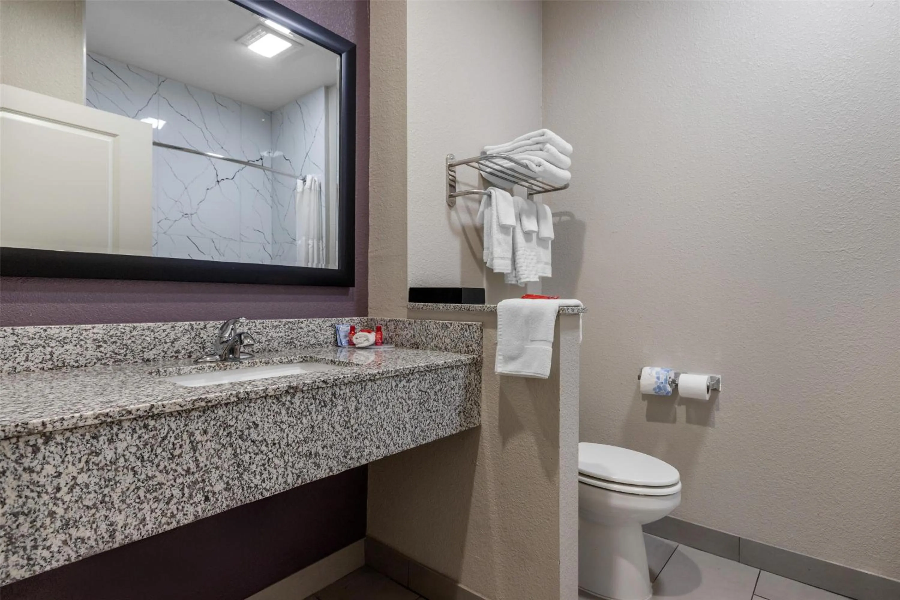 Bathroom in SureStay Plus Hotel by Best Western Ada
