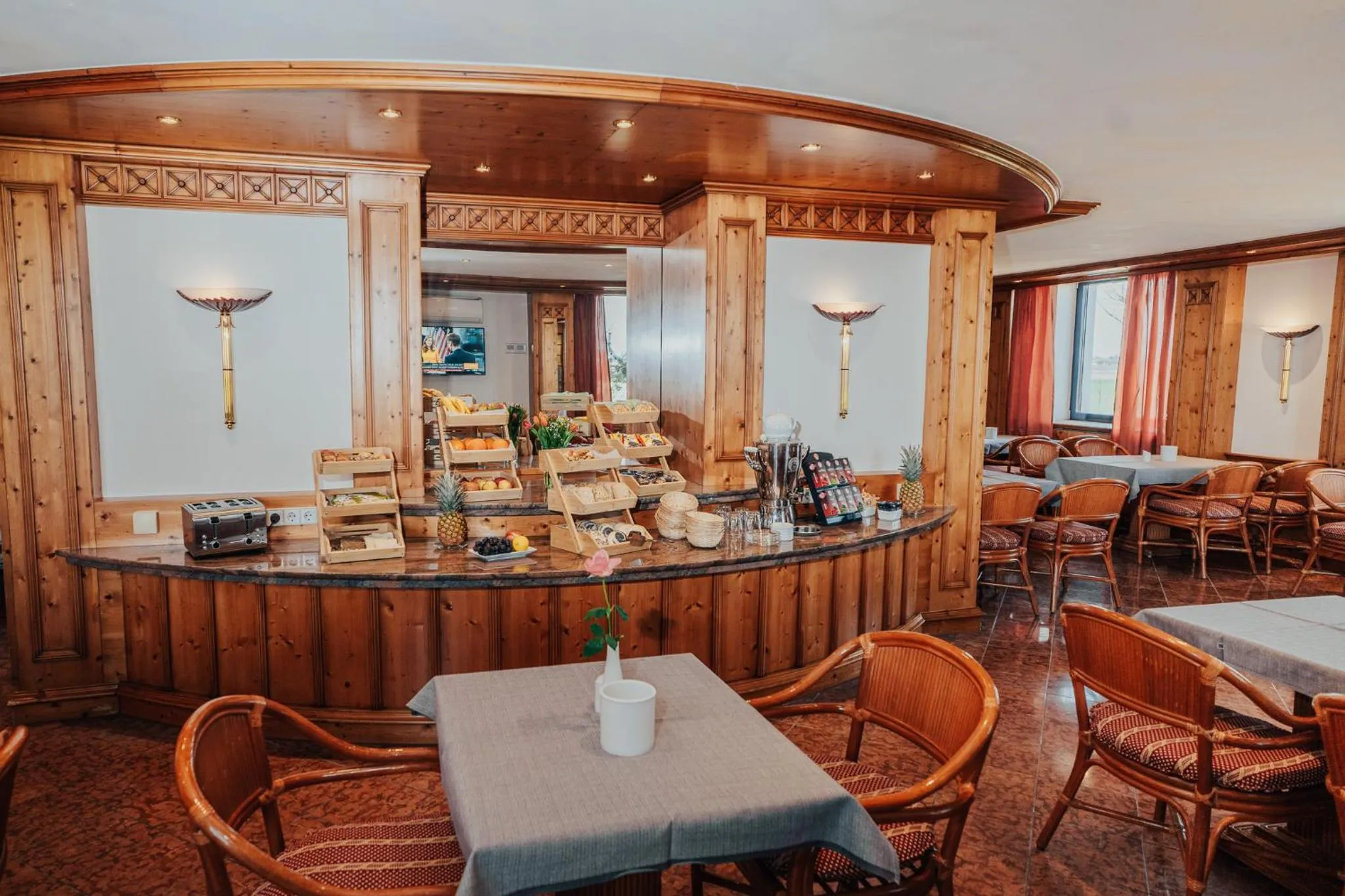 Buffet breakfast in Lechpark Hotel