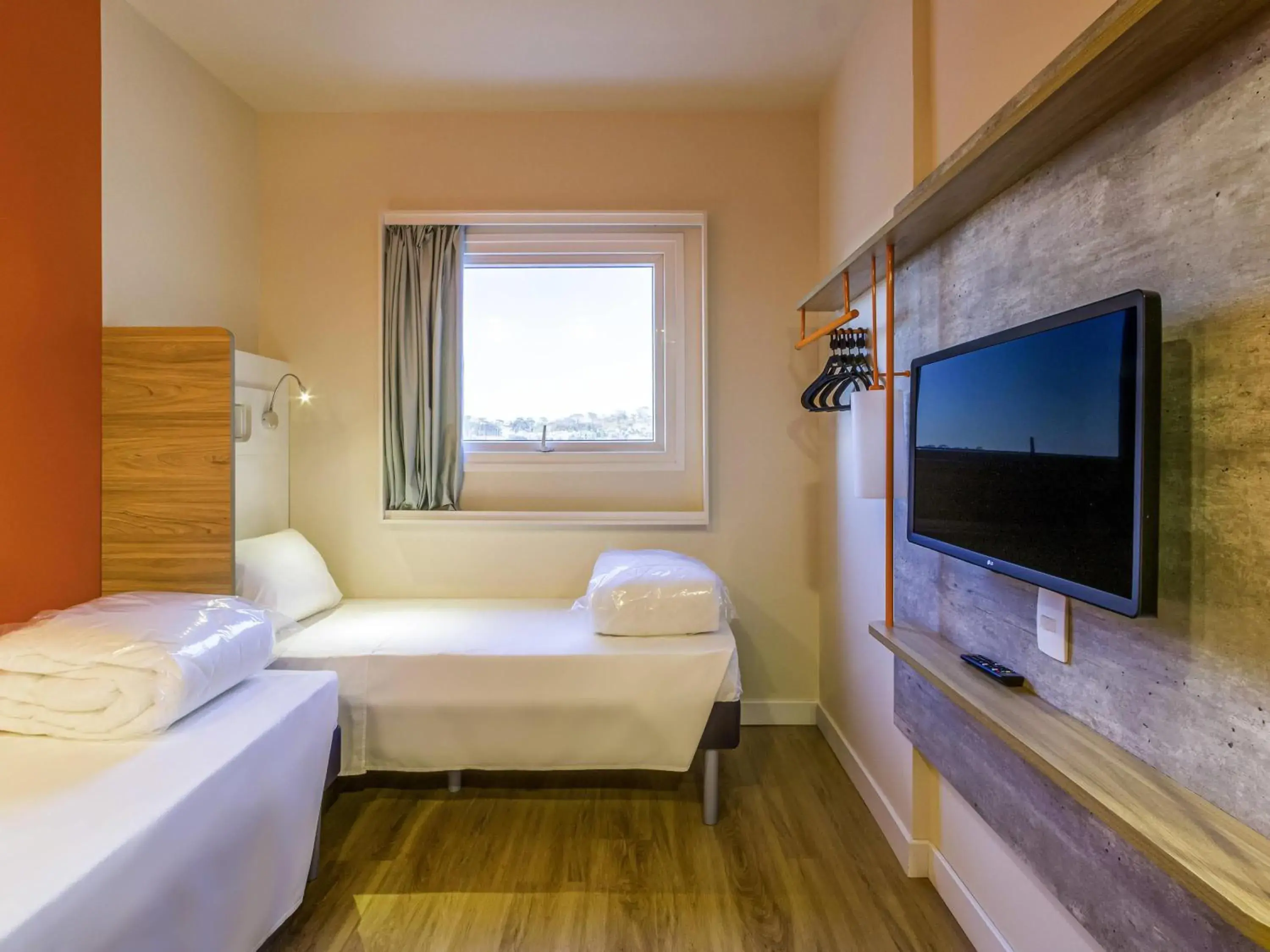 Bedroom, Bed in ibis Budget Ribeirão Preto Vila do Golf Bedroom, Bed in ibis Budget Ribeirão Preto Vila do Golf