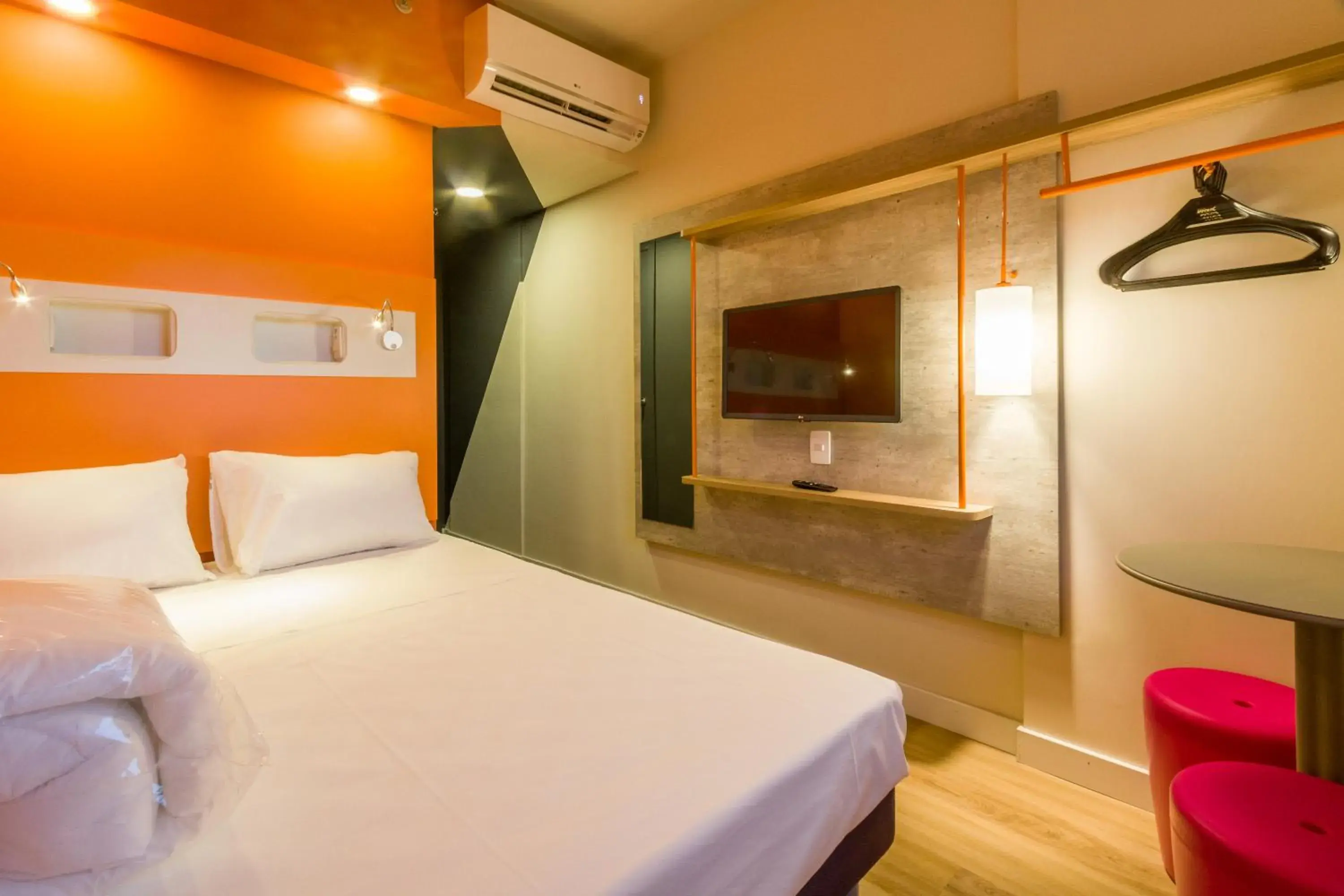 Bedroom, Bed in ibis Budget Ribeirão Preto Vila do Golf Bedroom, Bed in ibis Budget Ribeirão Preto Vila do Golf