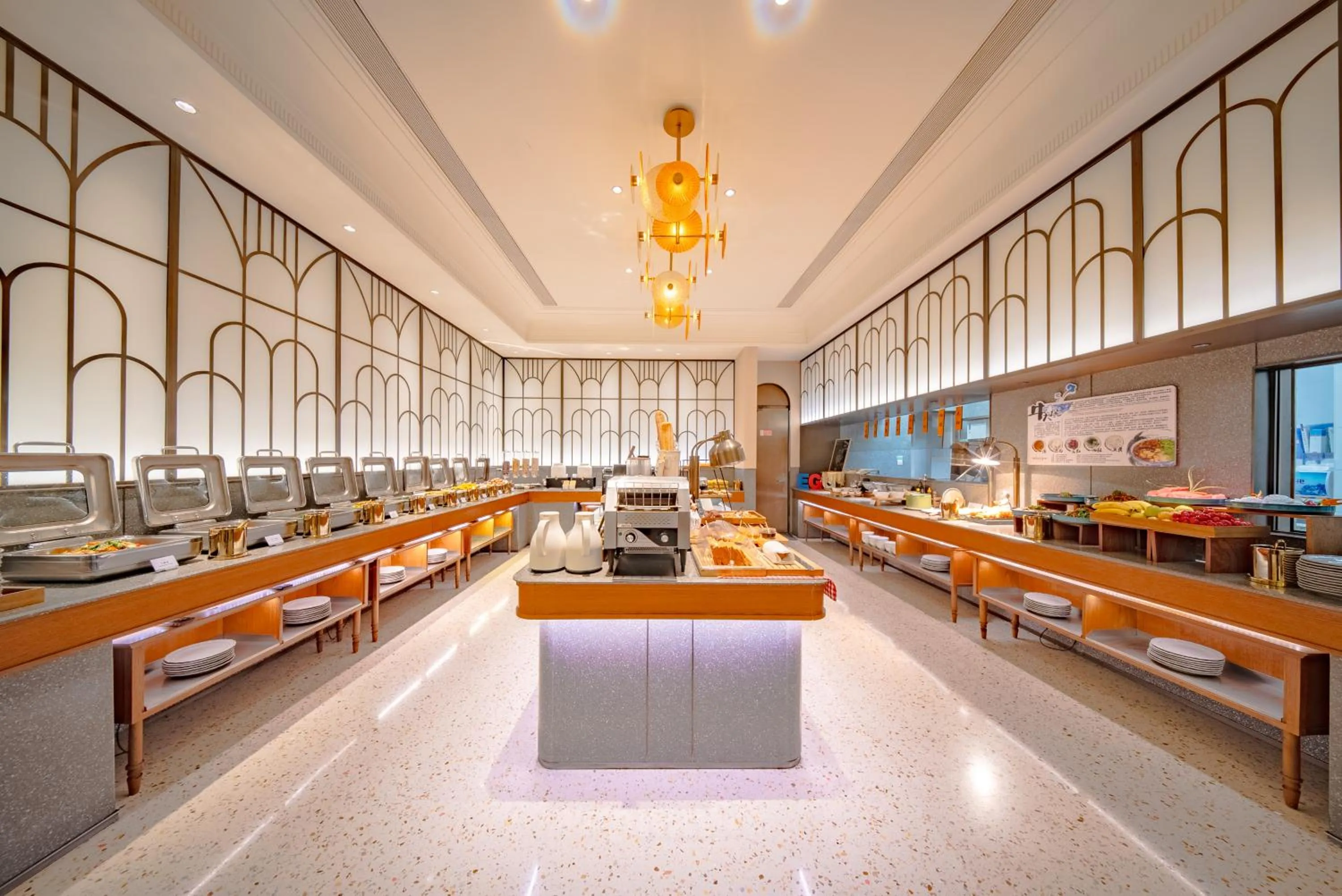 Restaurant/places to eat in Mercure Lanzhou Downtown