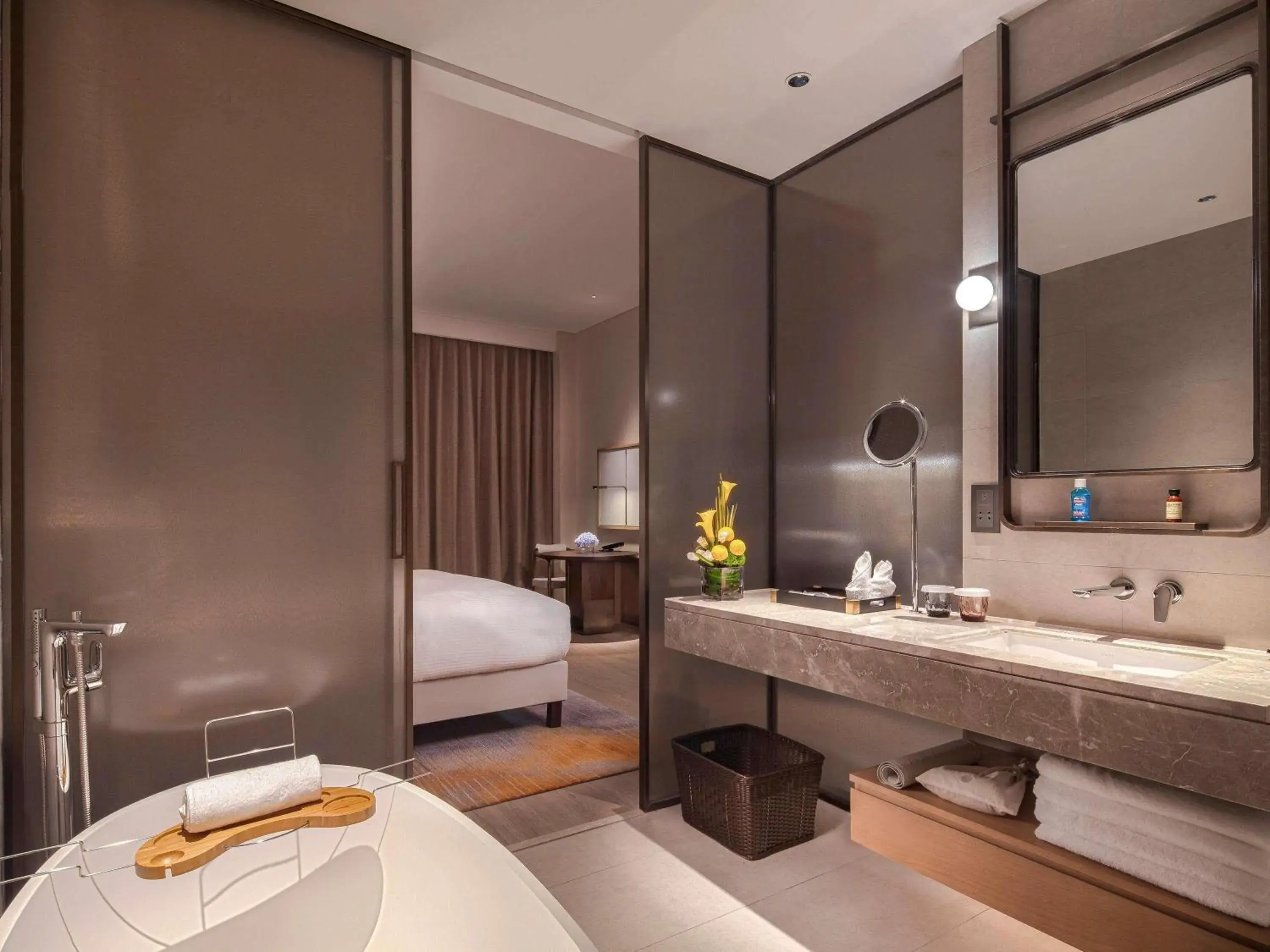 Superior King Room in Pullman Yueyang Superior King Room in Pullman Yueyang