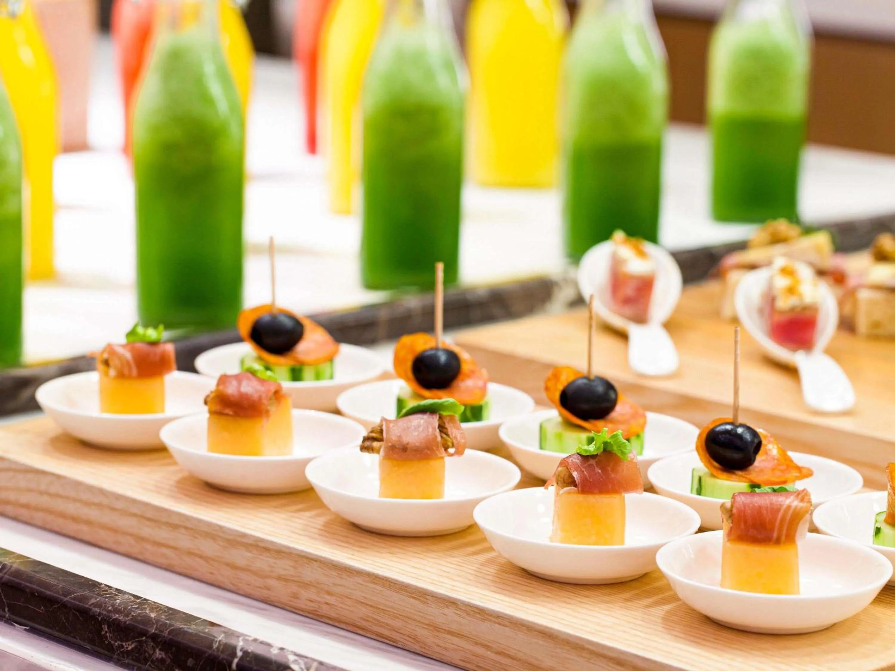 Restaurant/places to eat in Pullman Yueyang