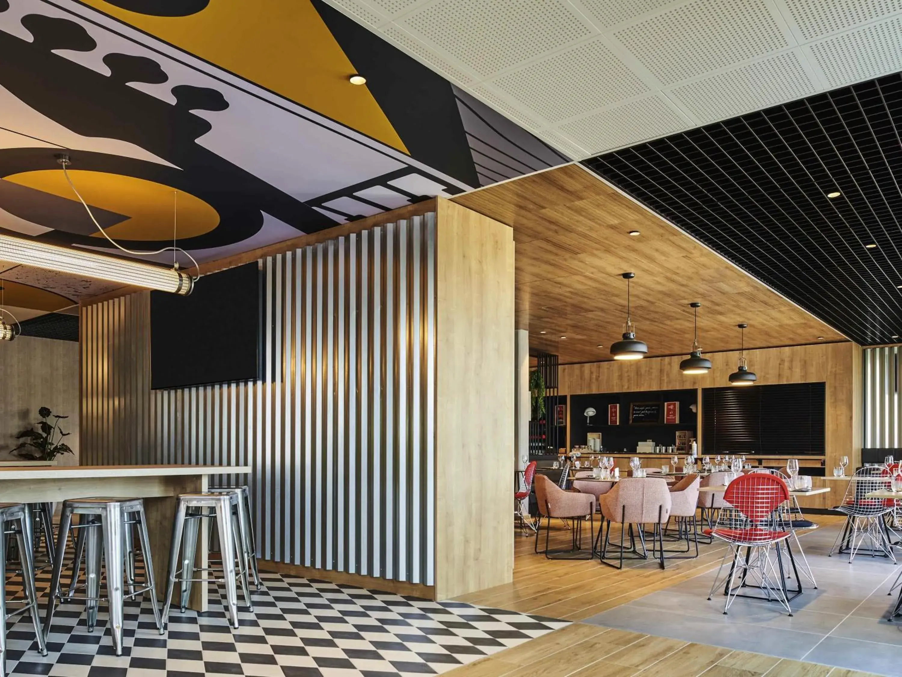 Restaurant/places to eat in Ibis Montlhery Paris Sud Restaurant/places to eat in Ibis Montlhery Paris Sud