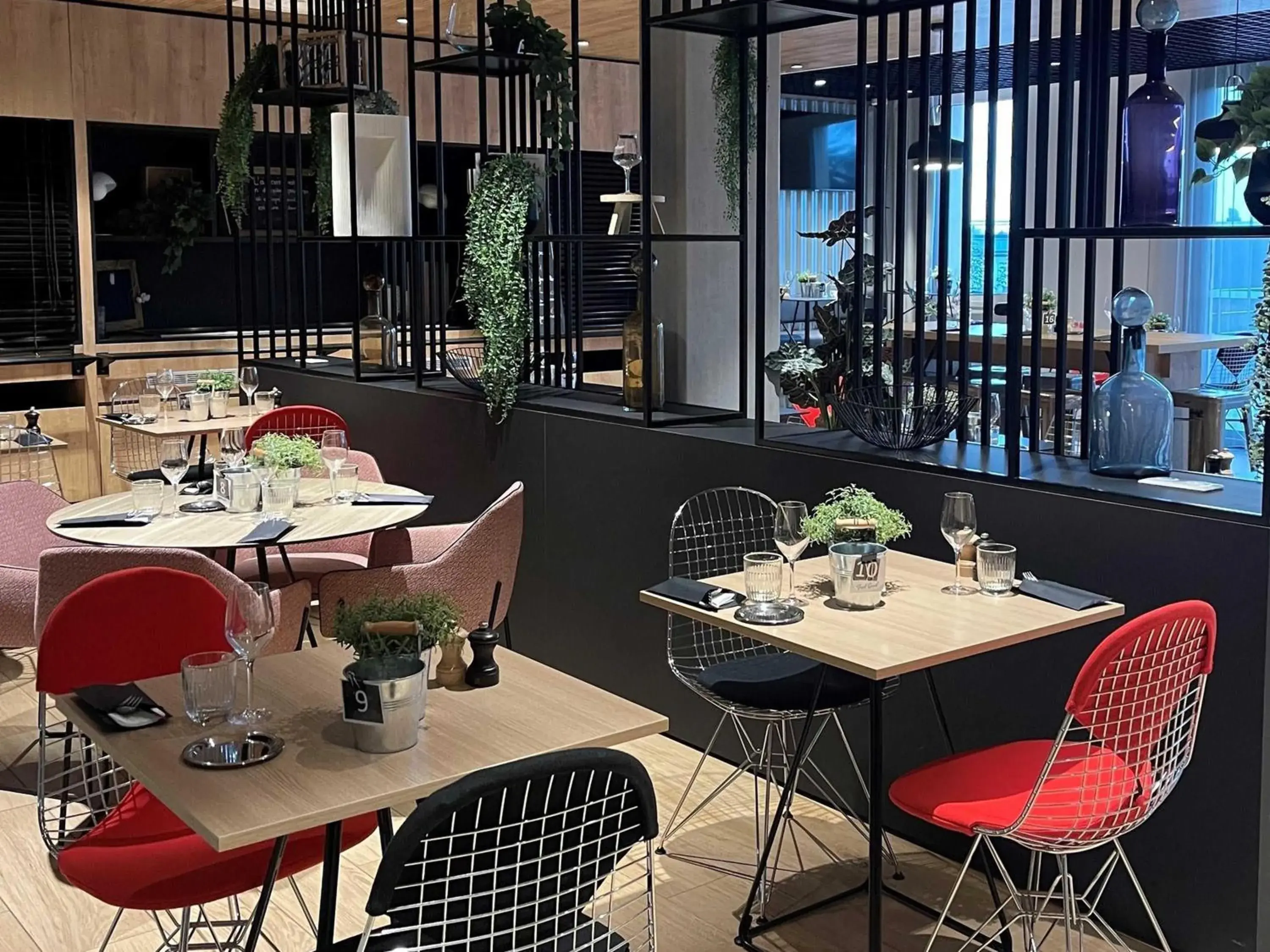 Restaurant/places to eat in Ibis Montlhery Paris Sud Restaurant/places to eat in Ibis Montlhery Paris Sud