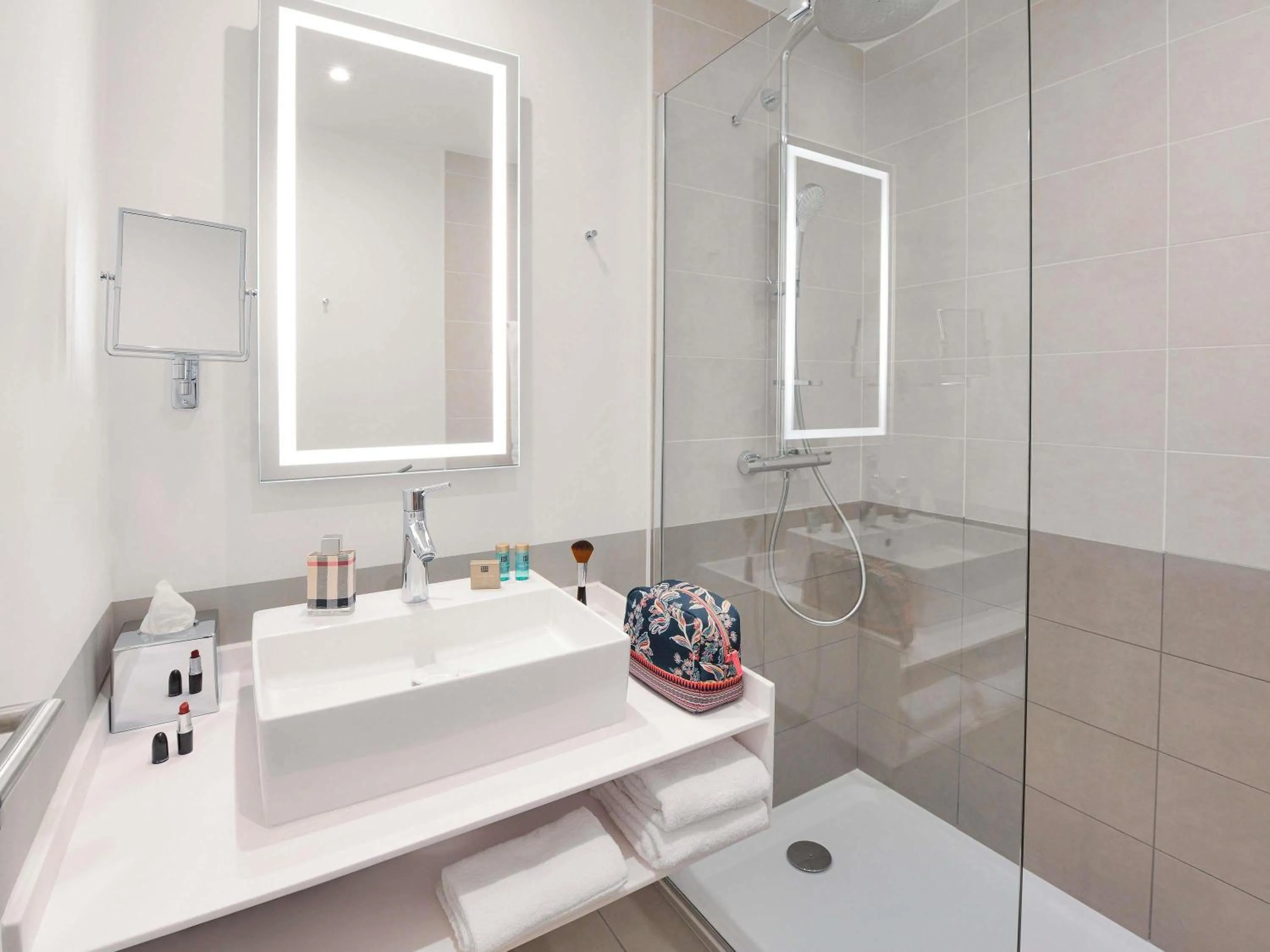 Bedroom in Novotel Annemasse Centre - Porte de Genève