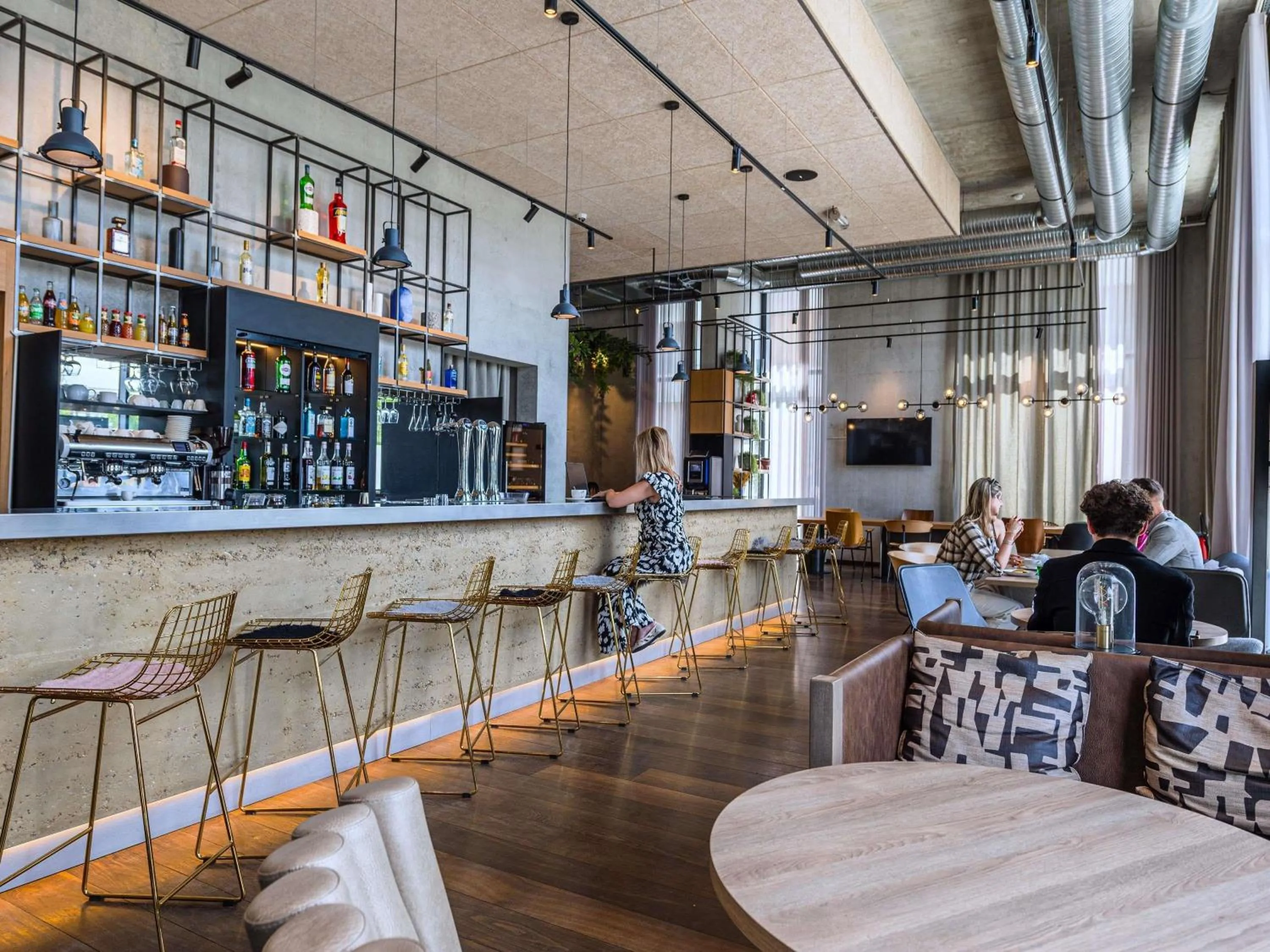 Property building in Novotel Annemasse Centre - Porte de Genève