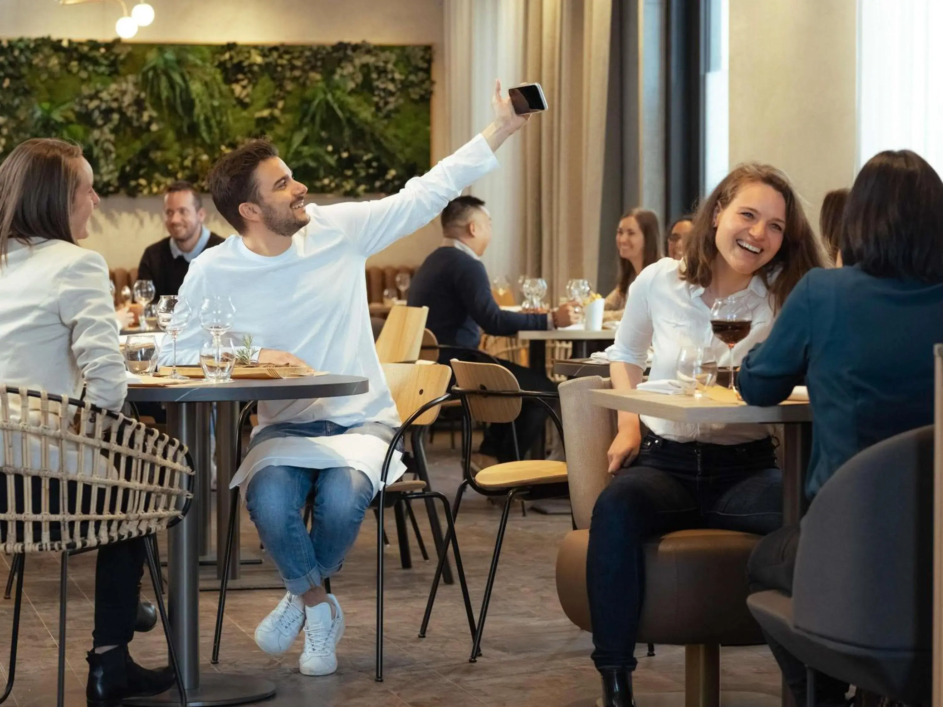 Restaurant/places to eat in Novotel Annemasse Centre - Porte de Genève Restaurant/places to eat in Novotel Annemasse Centre - Porte de Genève