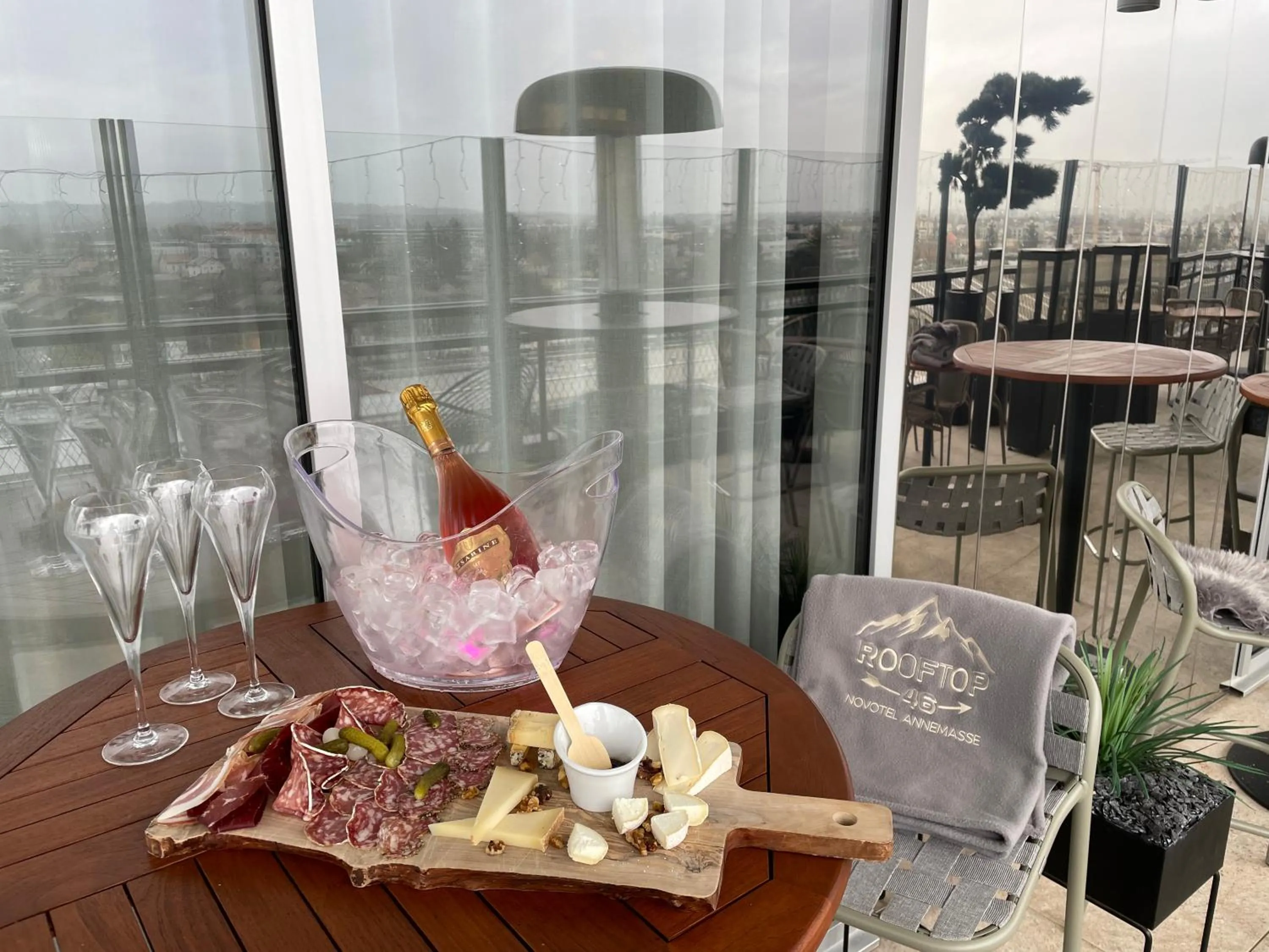 Balcony/Terrace in Novotel Annemasse Centre - Porte de Genève