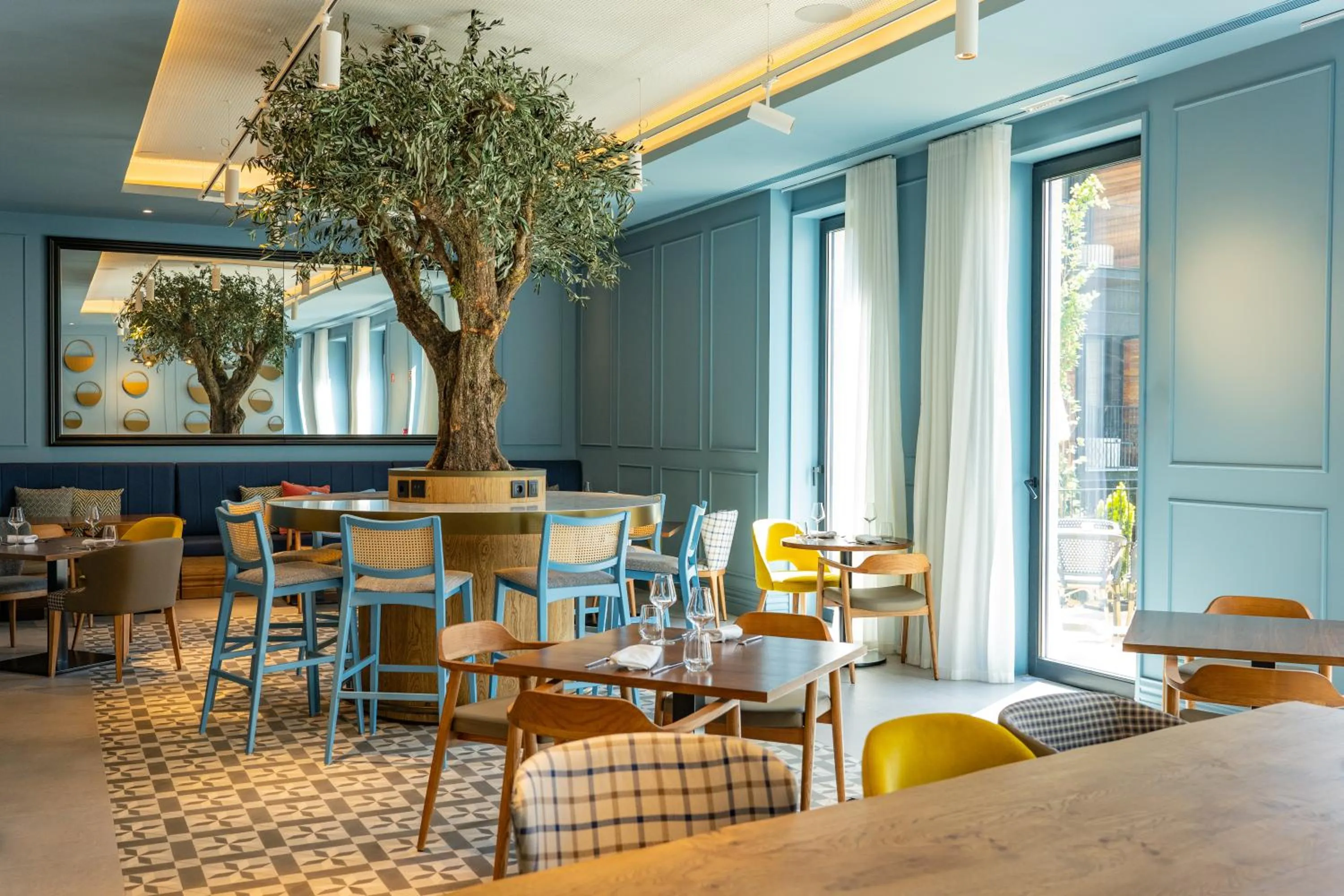 Restaurant/places to eat in Mercure Porto Centro Aliados