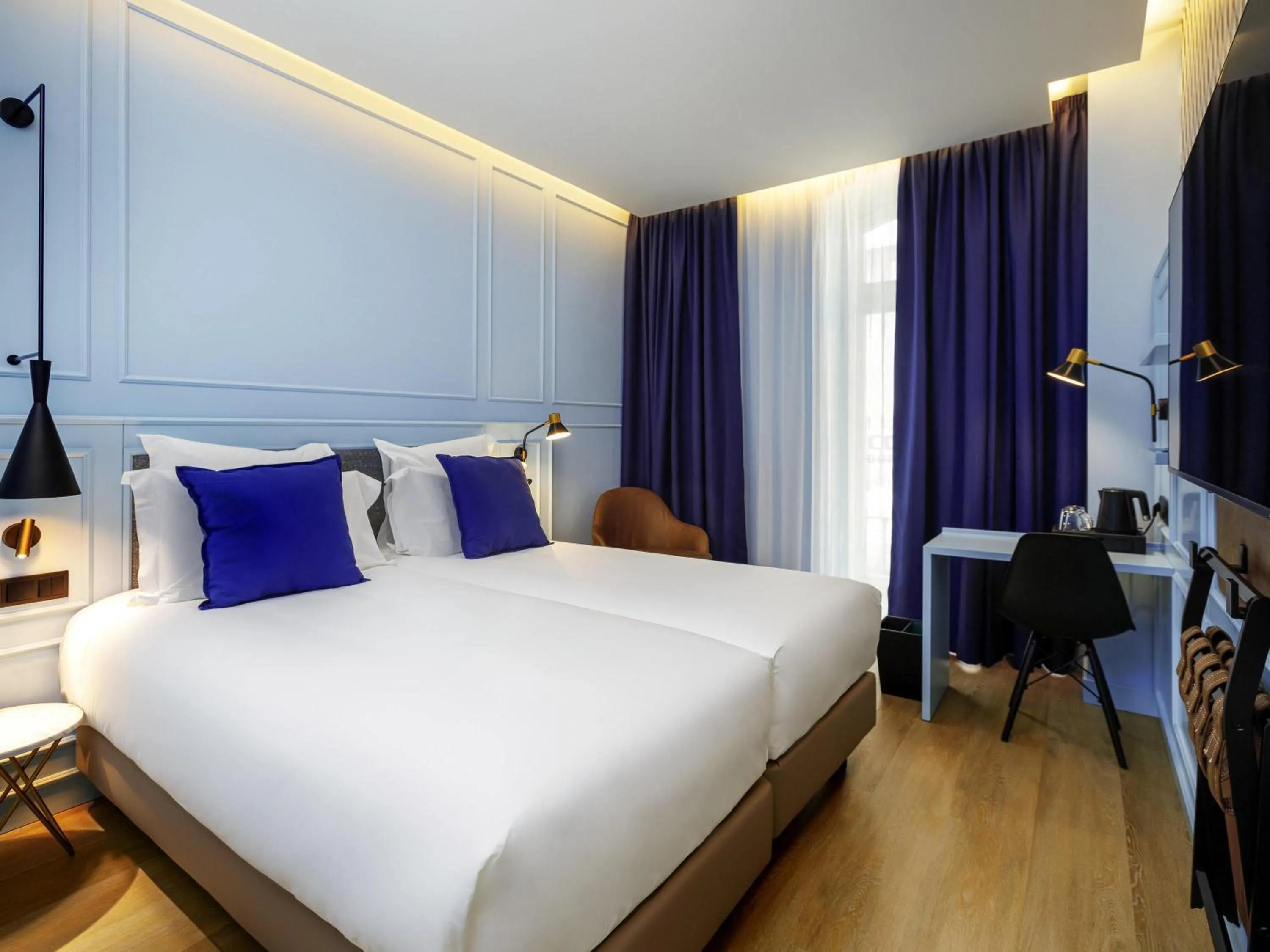 Bedroom, Bed in Mercure Porto Centro Aliados