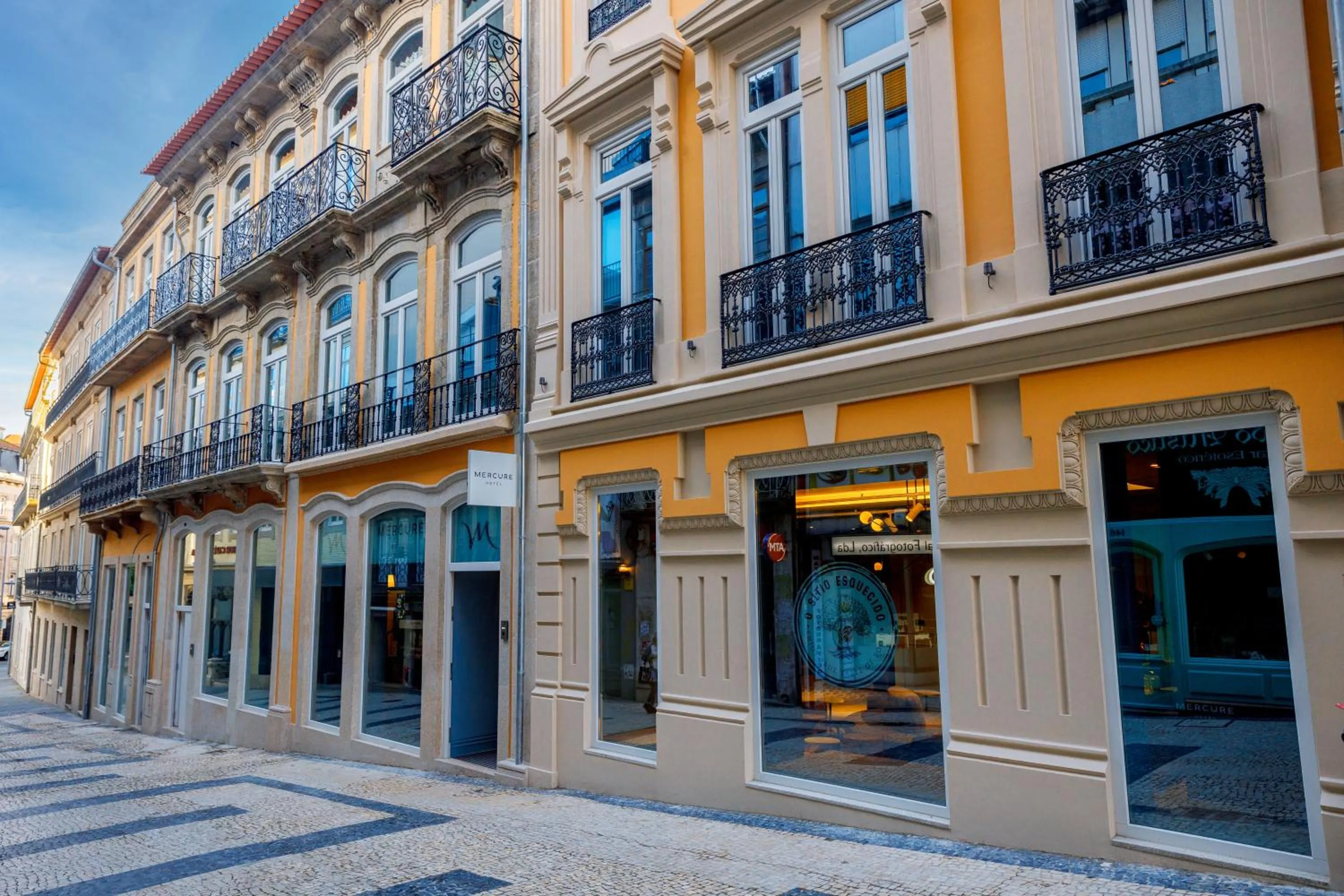 Property building in Mercure Porto Centro Aliados