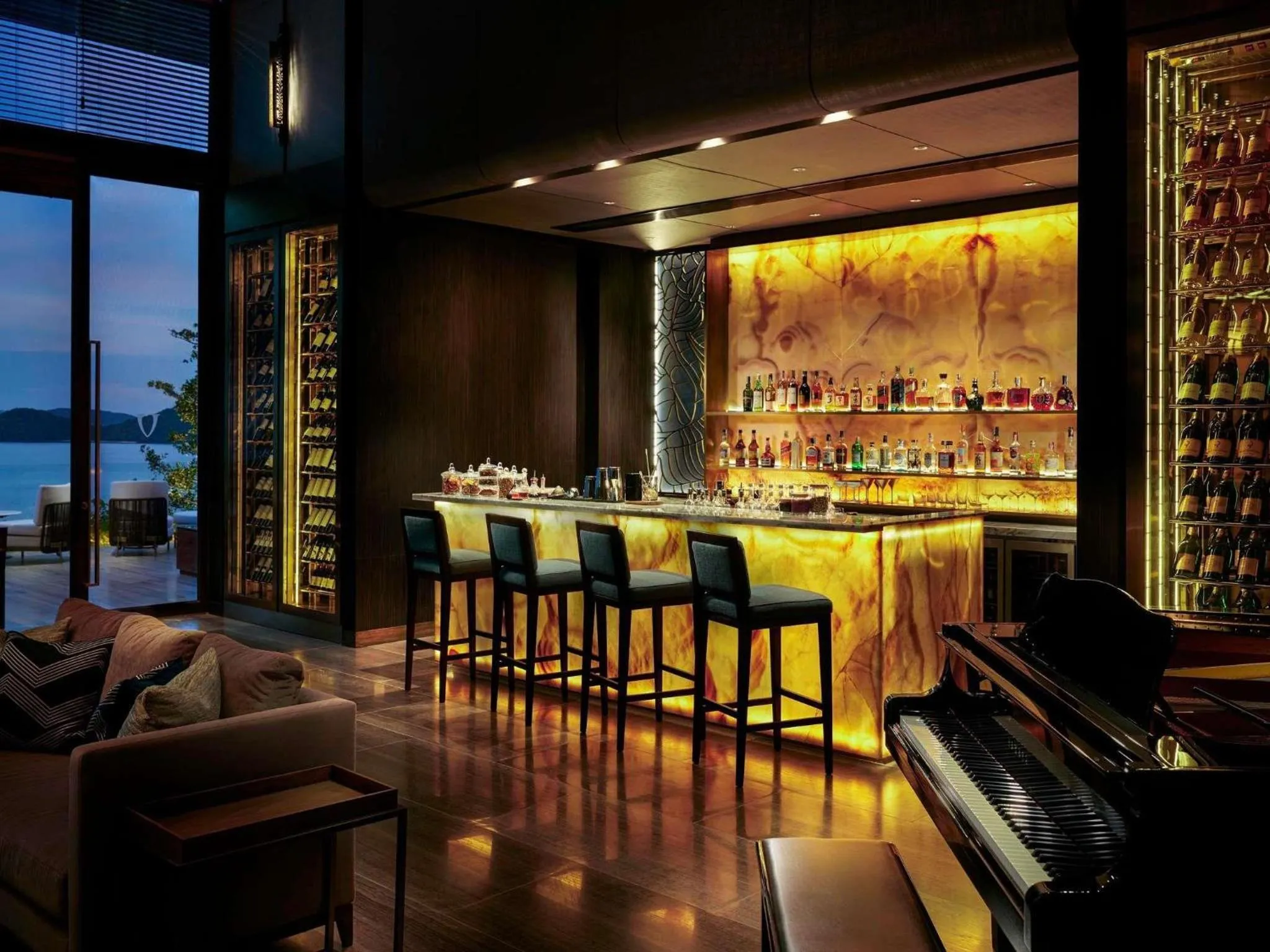 Lounge or bar in V Villas Phuket - MGallery Collection